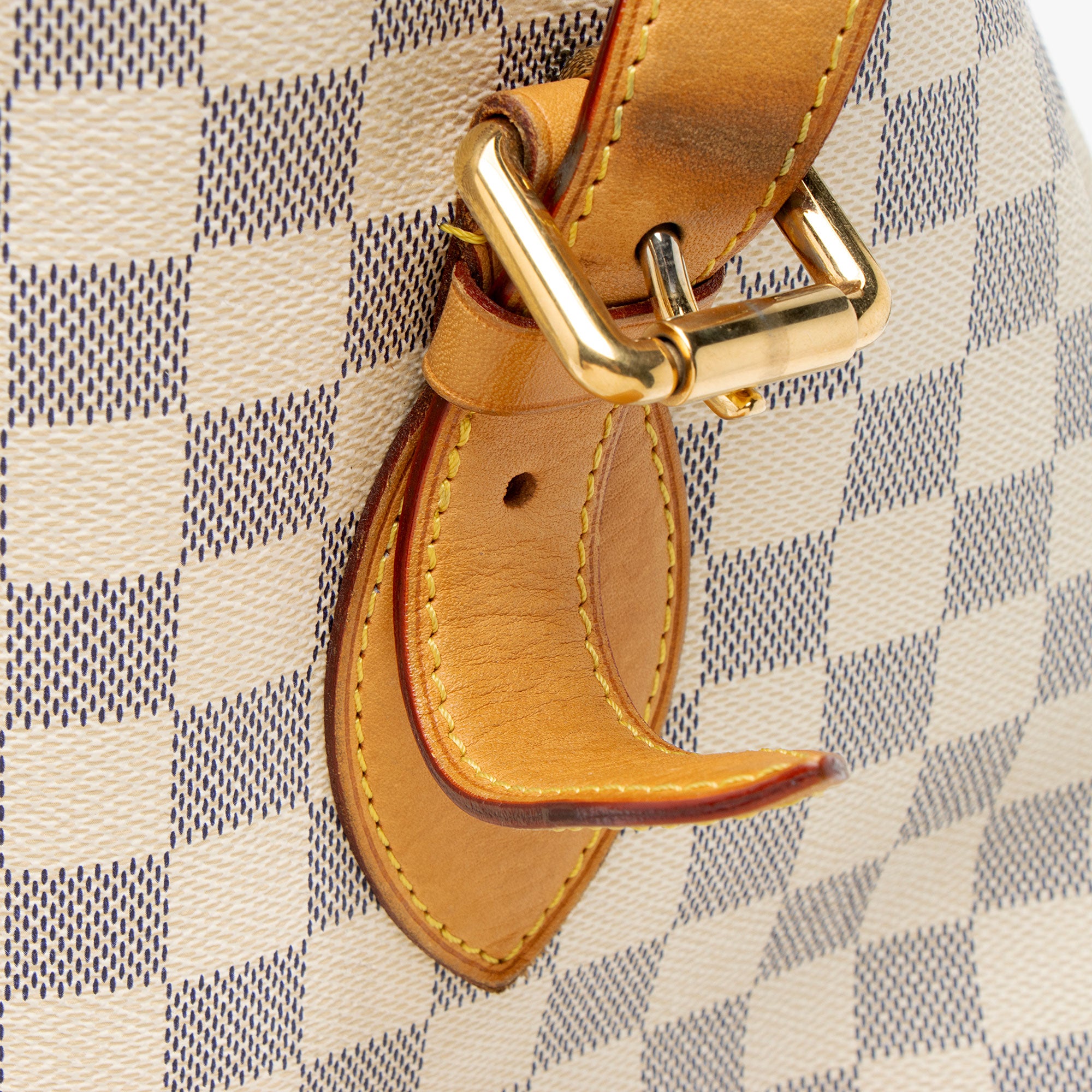Louis Vuitton Damier Azur Hampstead MM Tote