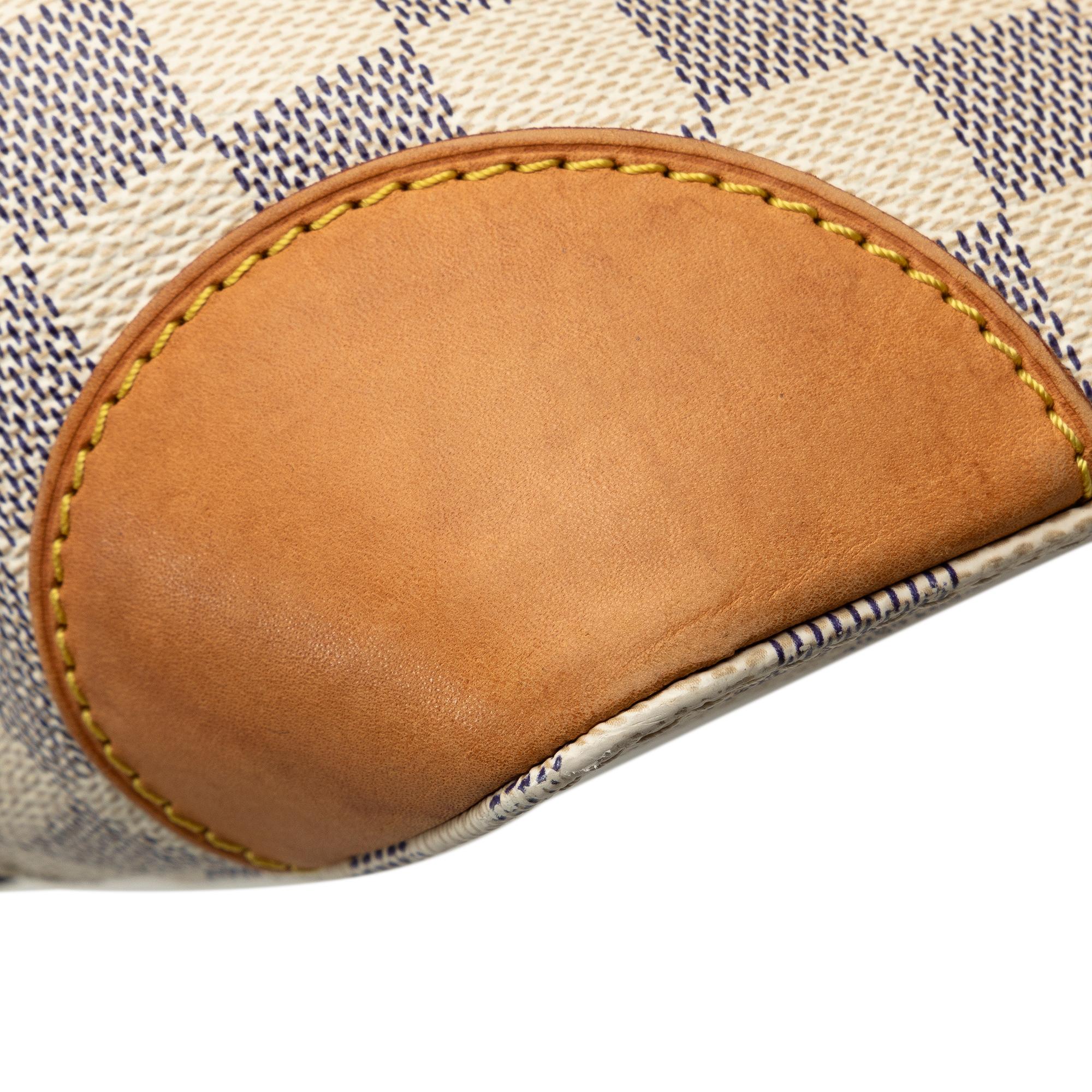 Louis Vuitton Damier Azur Hampstead PM (SHG-Qj5CiD)