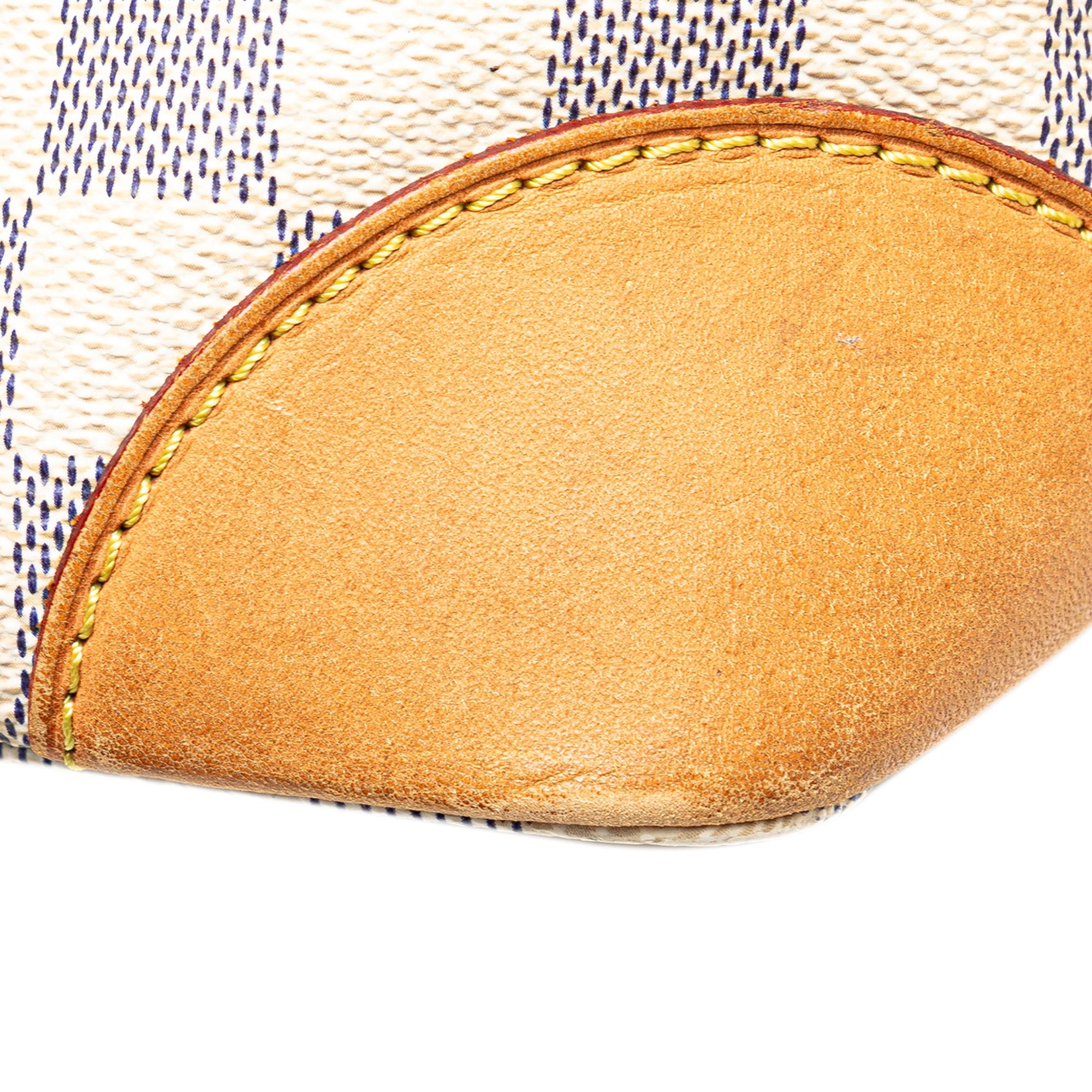 Louis Vuitton Damier Azur Hampstead PM (SHG-YY0Y9f)