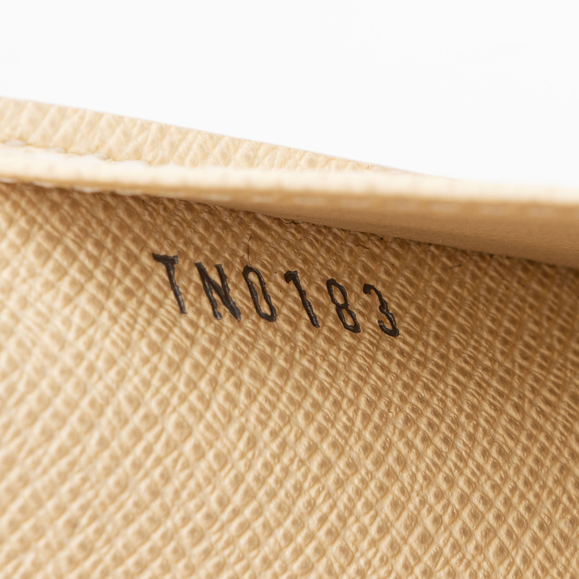 Louis Vuitton Damier Azur Josephine Wallet (SHF-cuQhJM)