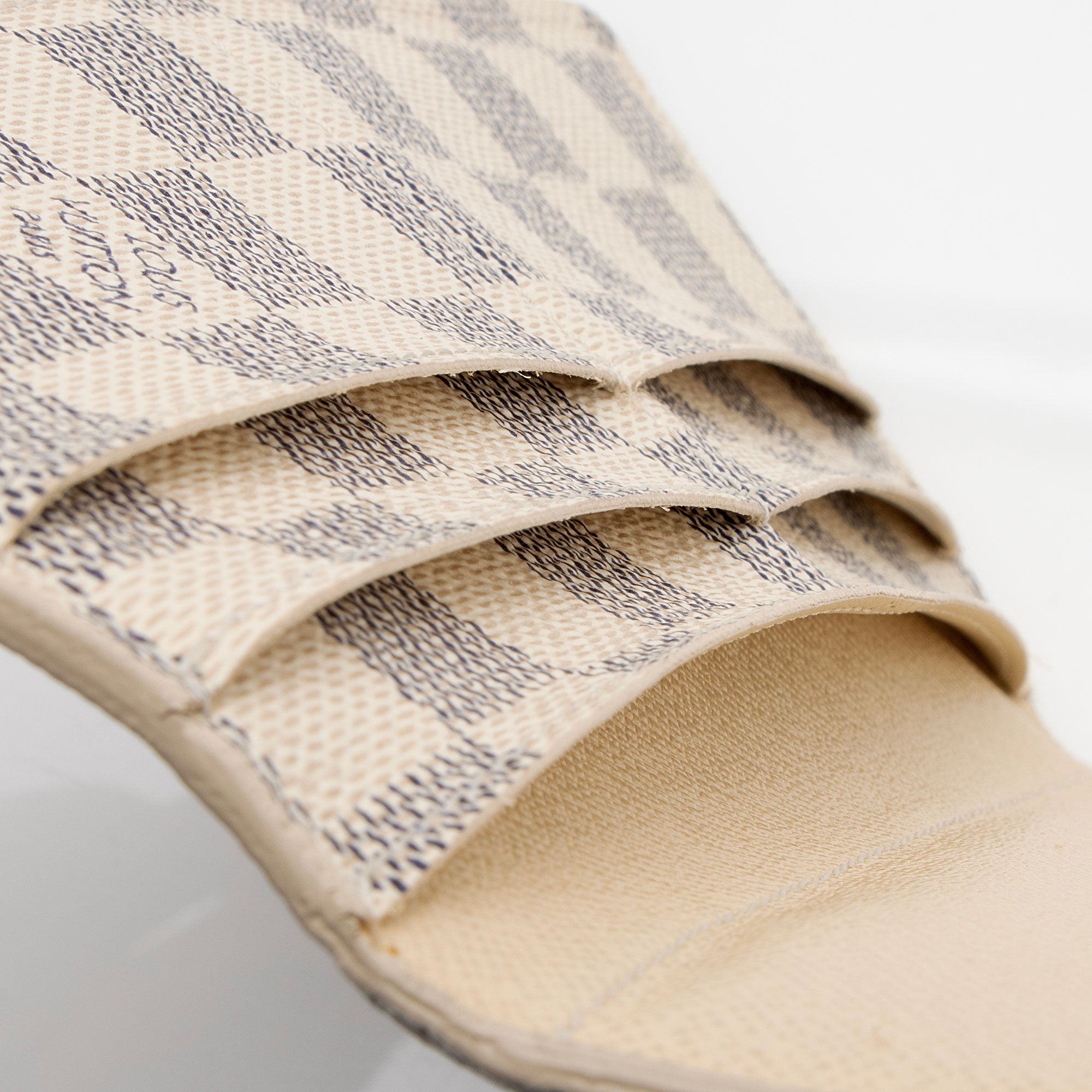 Louis Vuitton Damier Azur Josephine Wallet (SHF-cuQhJM)