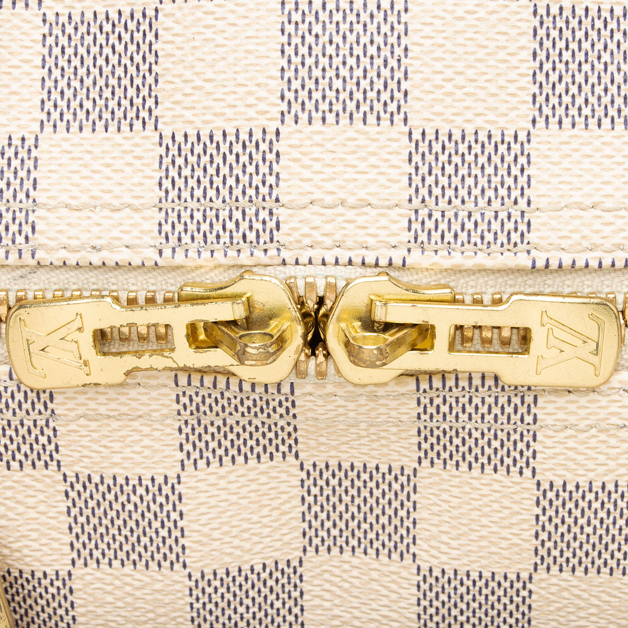 Louis Vuitton Damier Azur Keepall 50 Duffle Bag (SHF-pwEGPv)