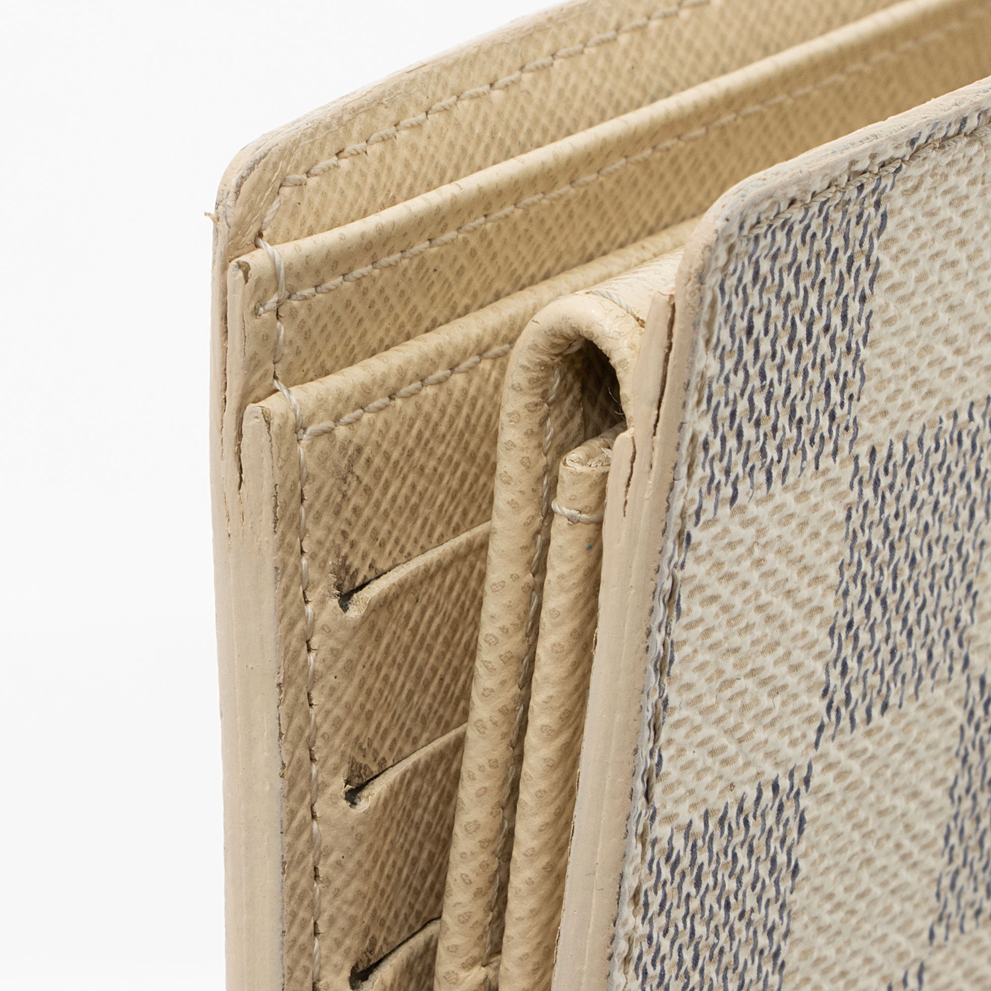 Louis Vuitton Damier Azur Marco Wallet (SHF-xKcHsh)