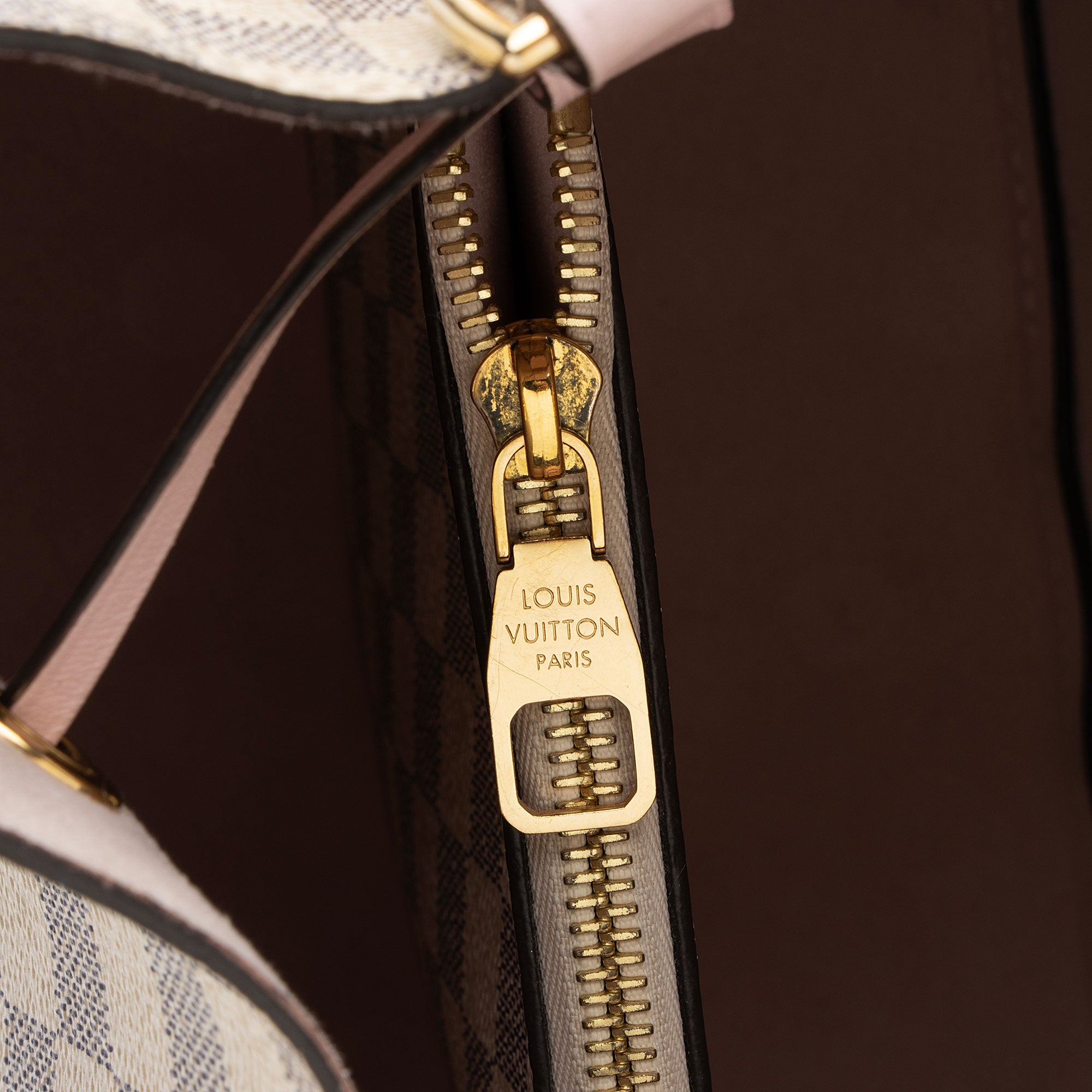 Louis Vuitton Damier Azur Neonoe MM Shoulder Bag