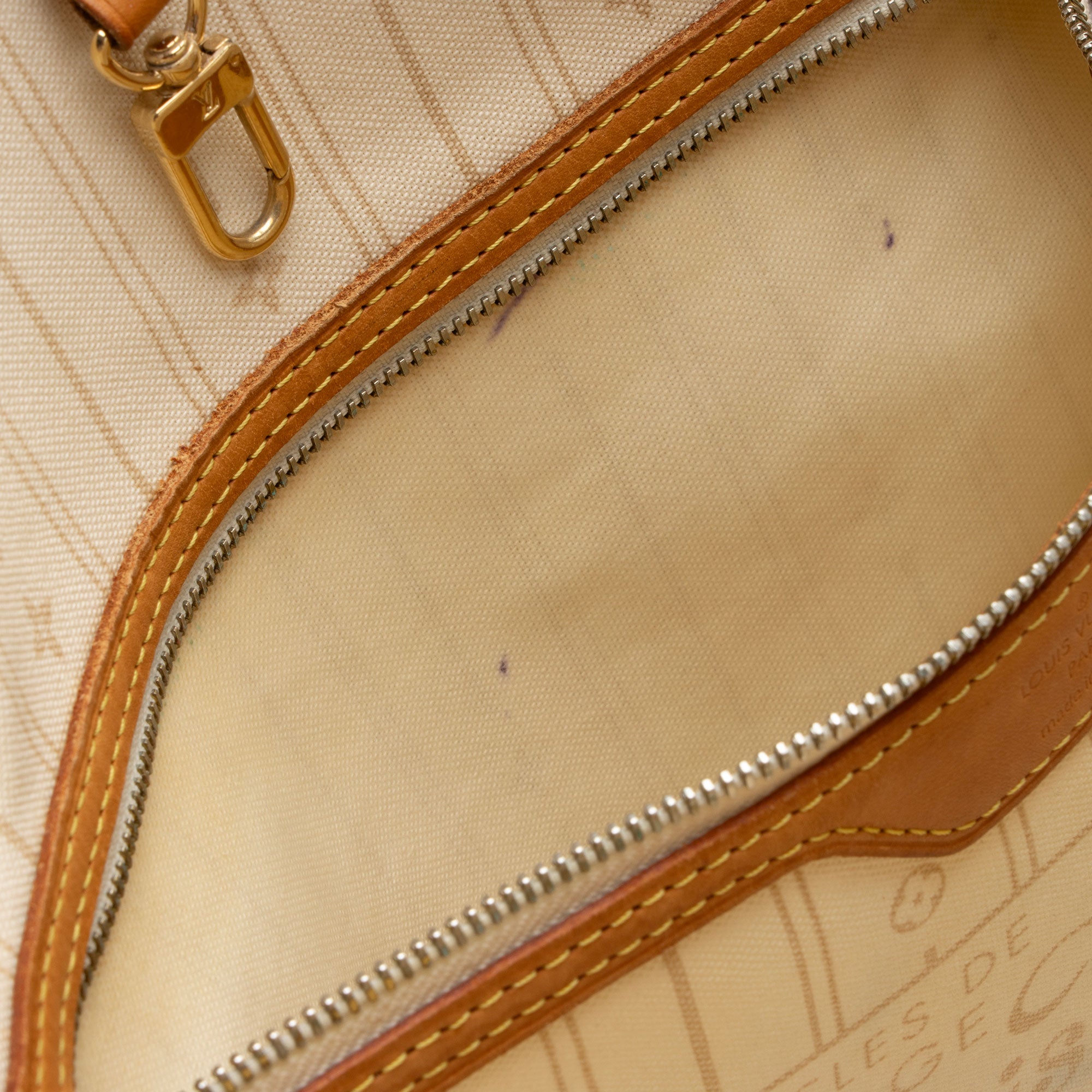 Louis Vuitton Damier Azur Neverfull GM Tote (SHF-gzDq9n)