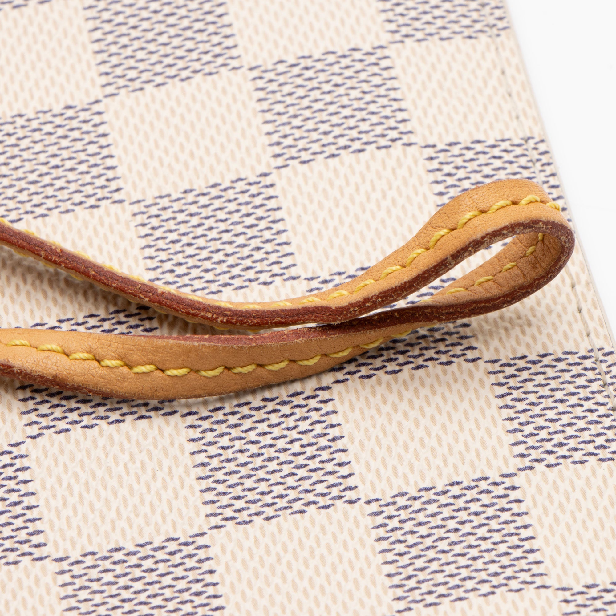 Louis Vuitton Damier Azur Neverfull MM Pochette (SHF-XgcpcW)