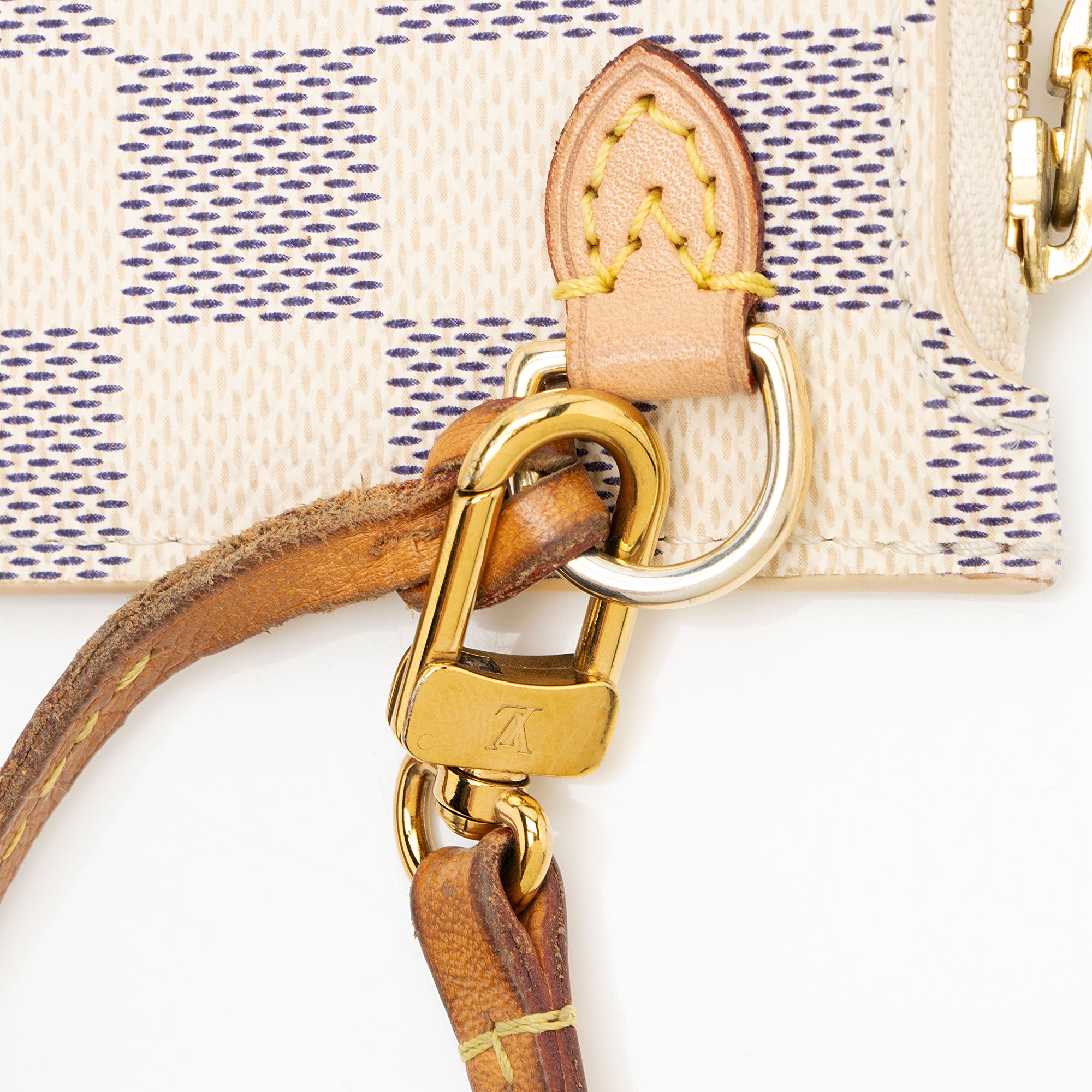 Louis Vuitton Damier Azur Neverfull MM Pochette