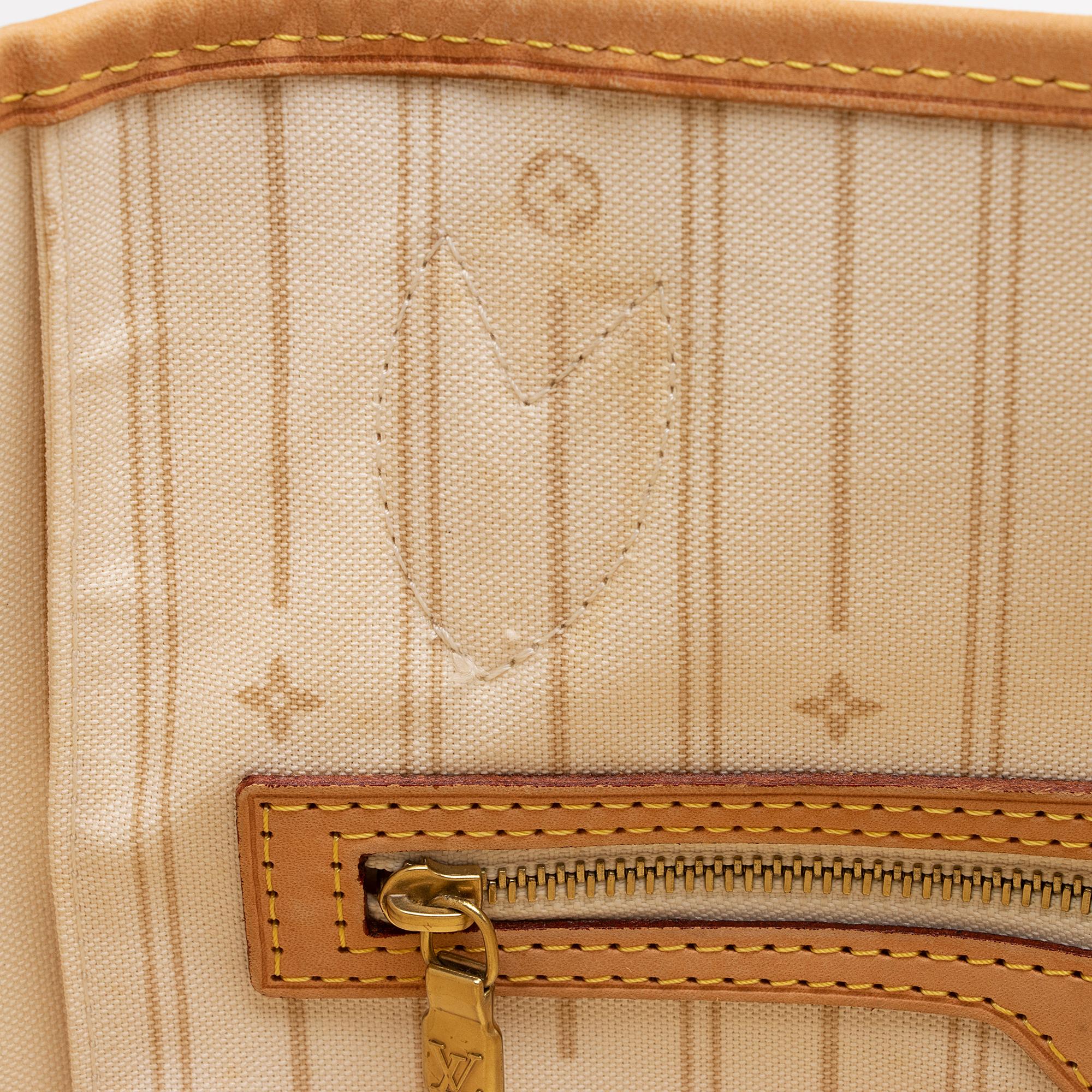 Louis Vuitton Damier Azur Neverfull MM Tote (SHF-wZhA3t)