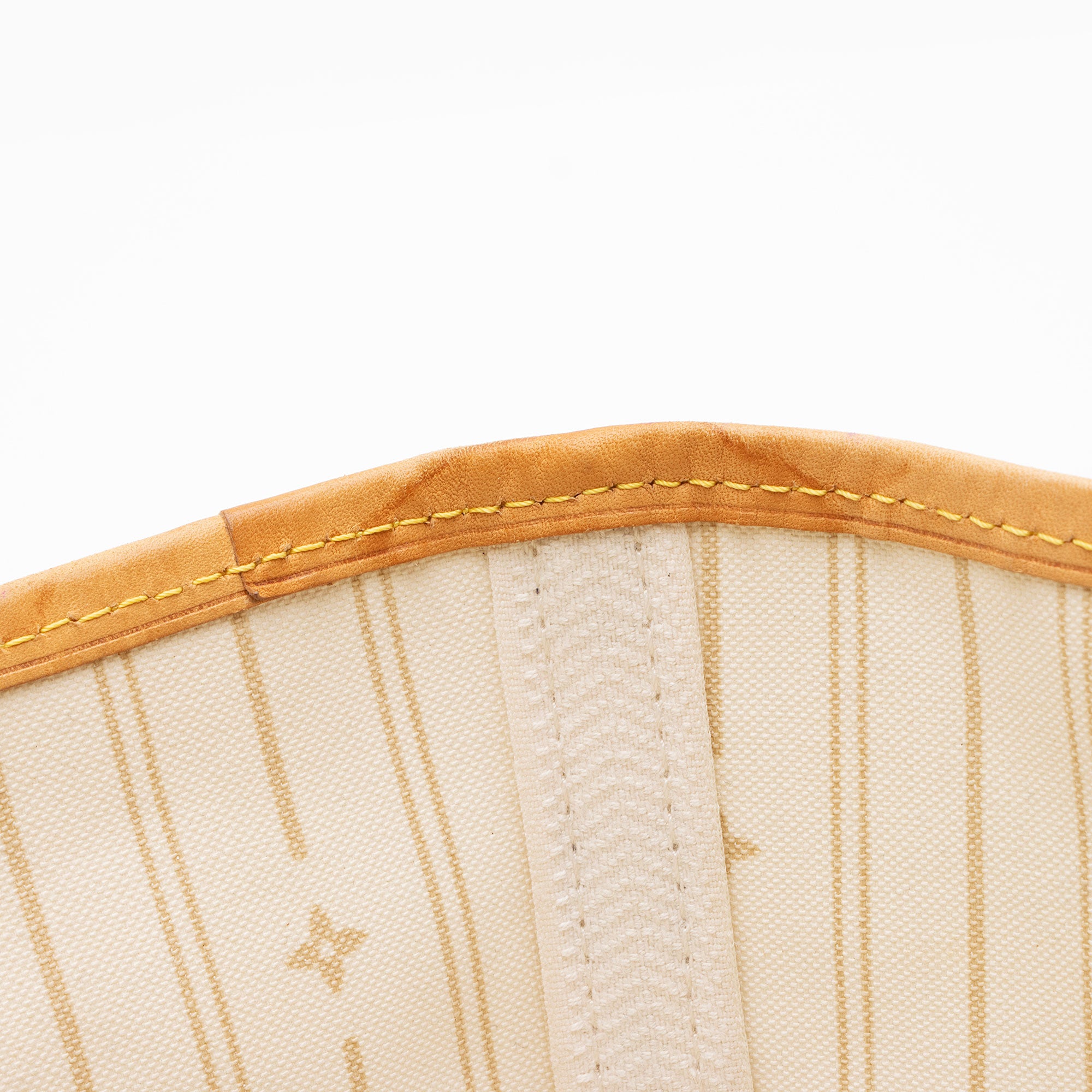Louis Vuitton Damier Azur Neverfull MM Tote - FINAL SALE (SHF-rTmIzS)