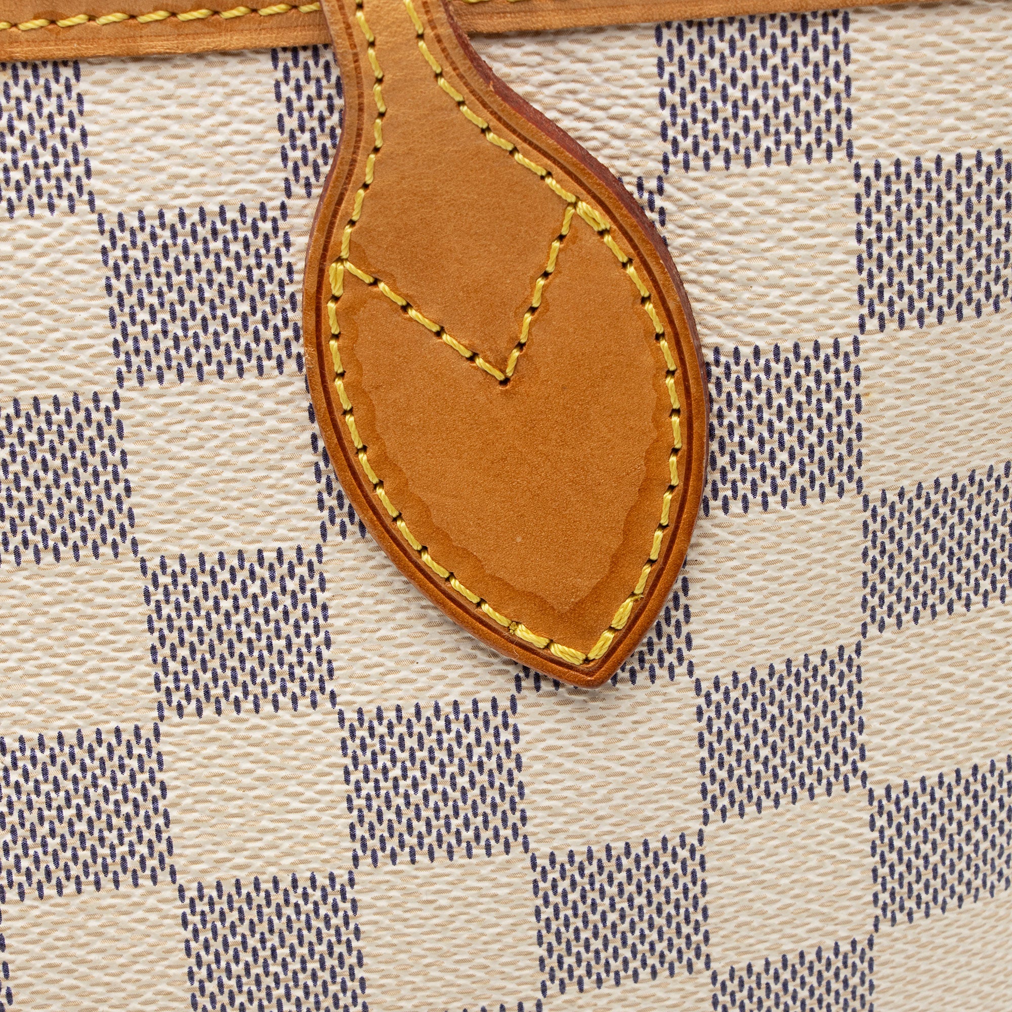 Louis Vuitton Damier Azur Neverfull PM Tote (SHF-J4KzAC)