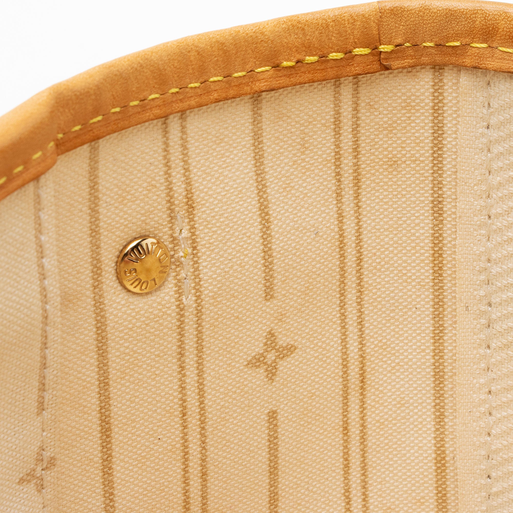 Louis Vuitton Damier Azur Neverfull PM Tote (SHF-J4KzAC)