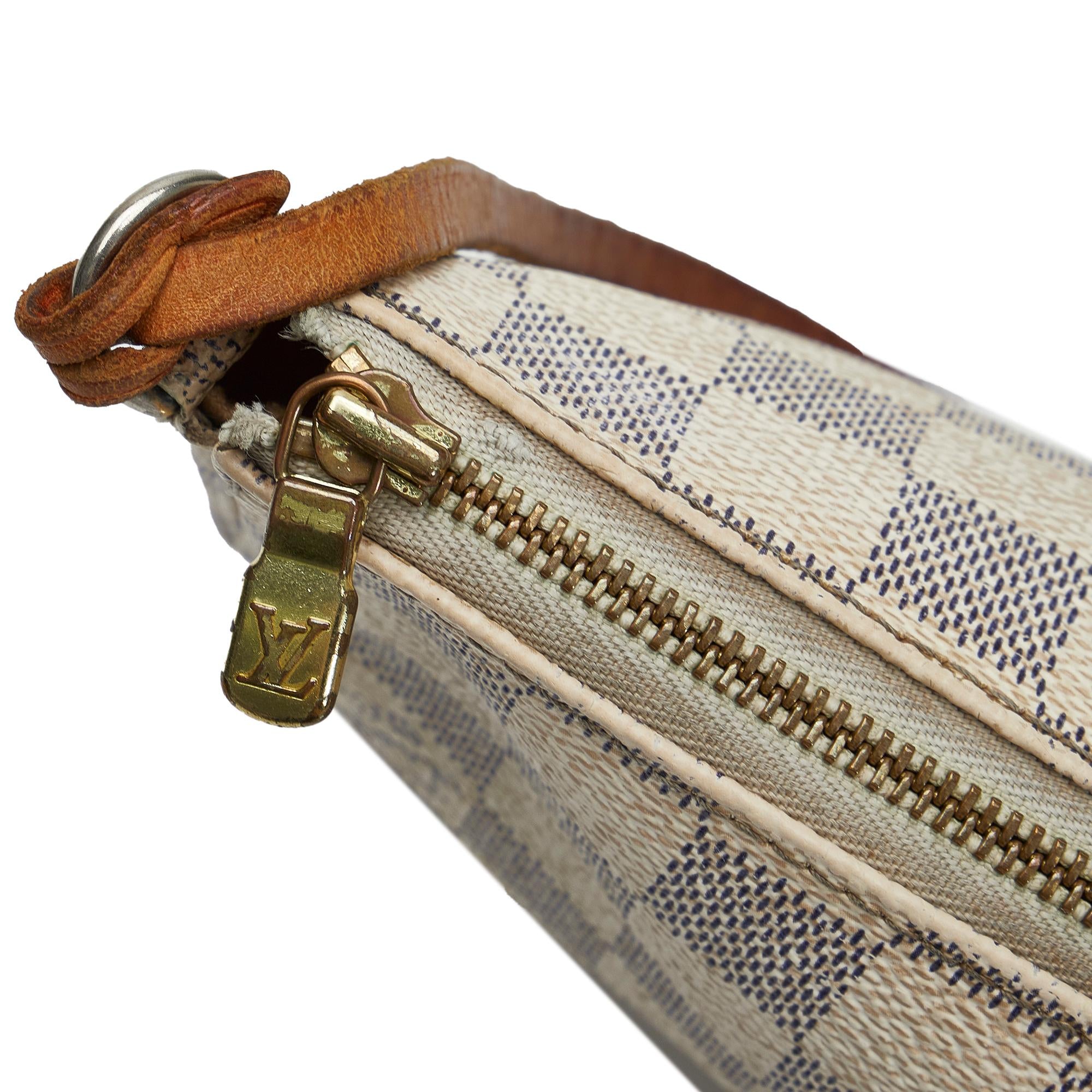 Louis Vuitton Damier Azur Pochette Accessoires (SHG-z72A7o)