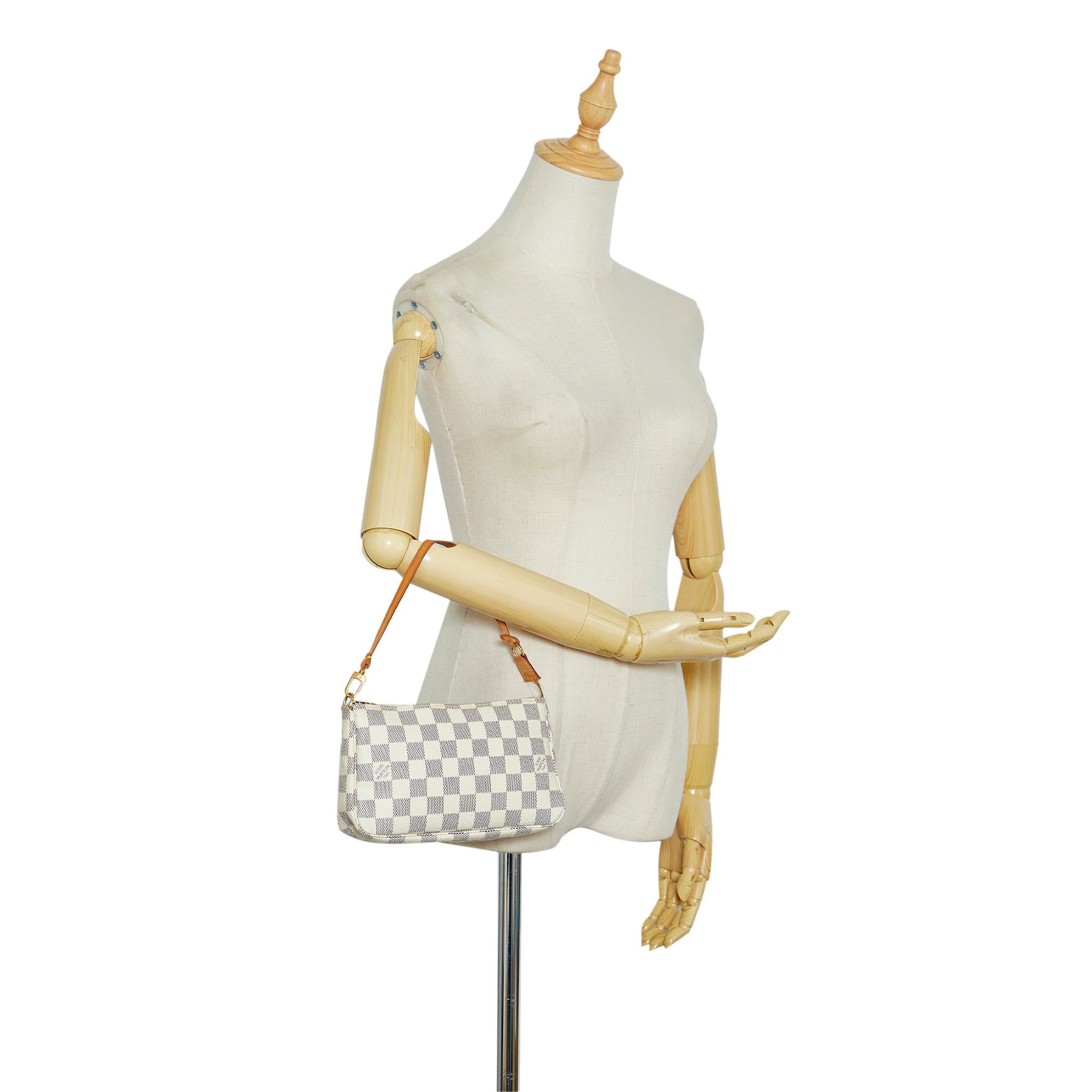 Louis Vuitton Damier Azur Pochette Accessoires (SHG-nU3hzW)