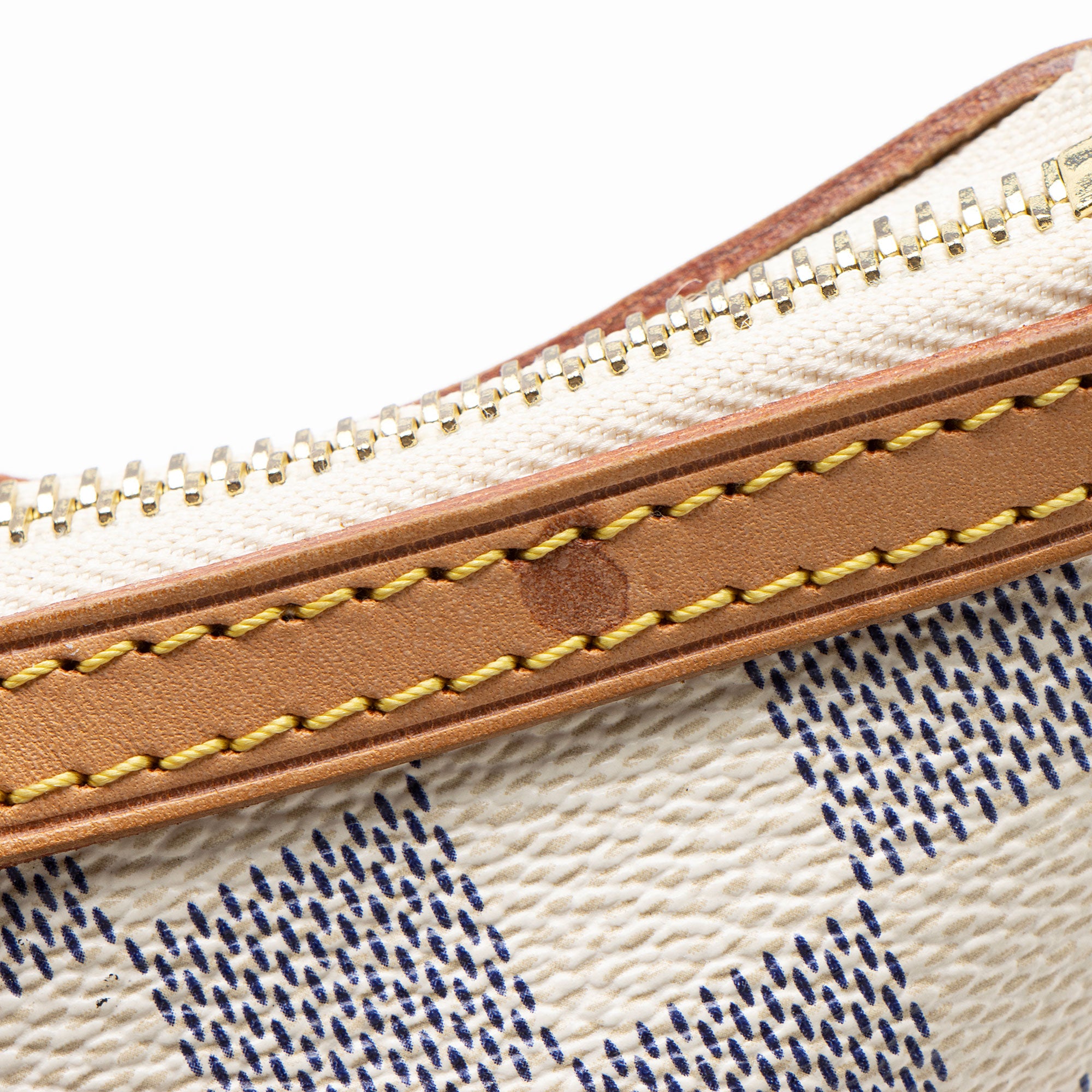 Louis Vuitton Damier Azur Siracusa PM Shoulder Bag (SHF-WuMHEZ)