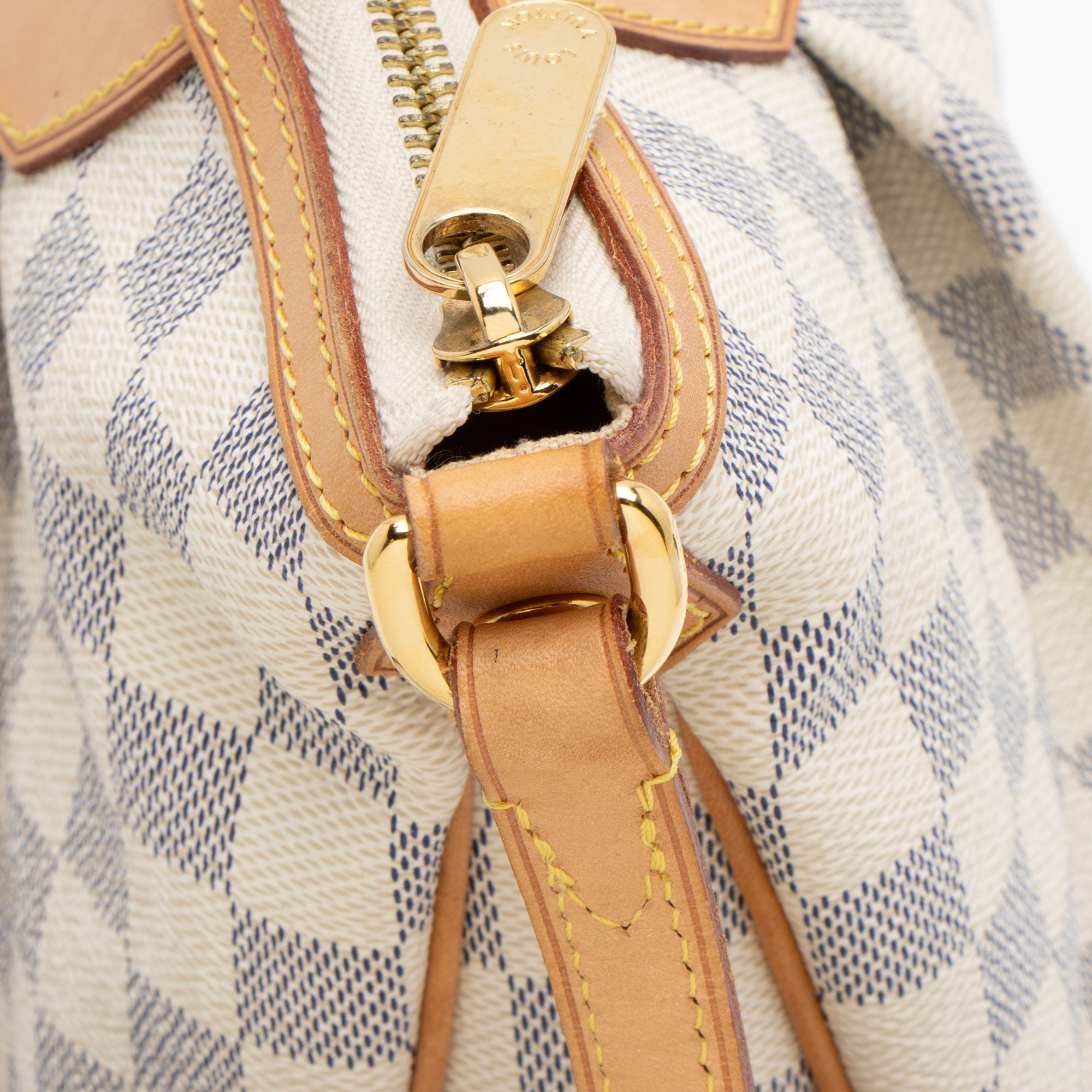 Louis Vuitton Damier Azur Siracusa PM Shoulder Bag (SHF-WuMHEZ)