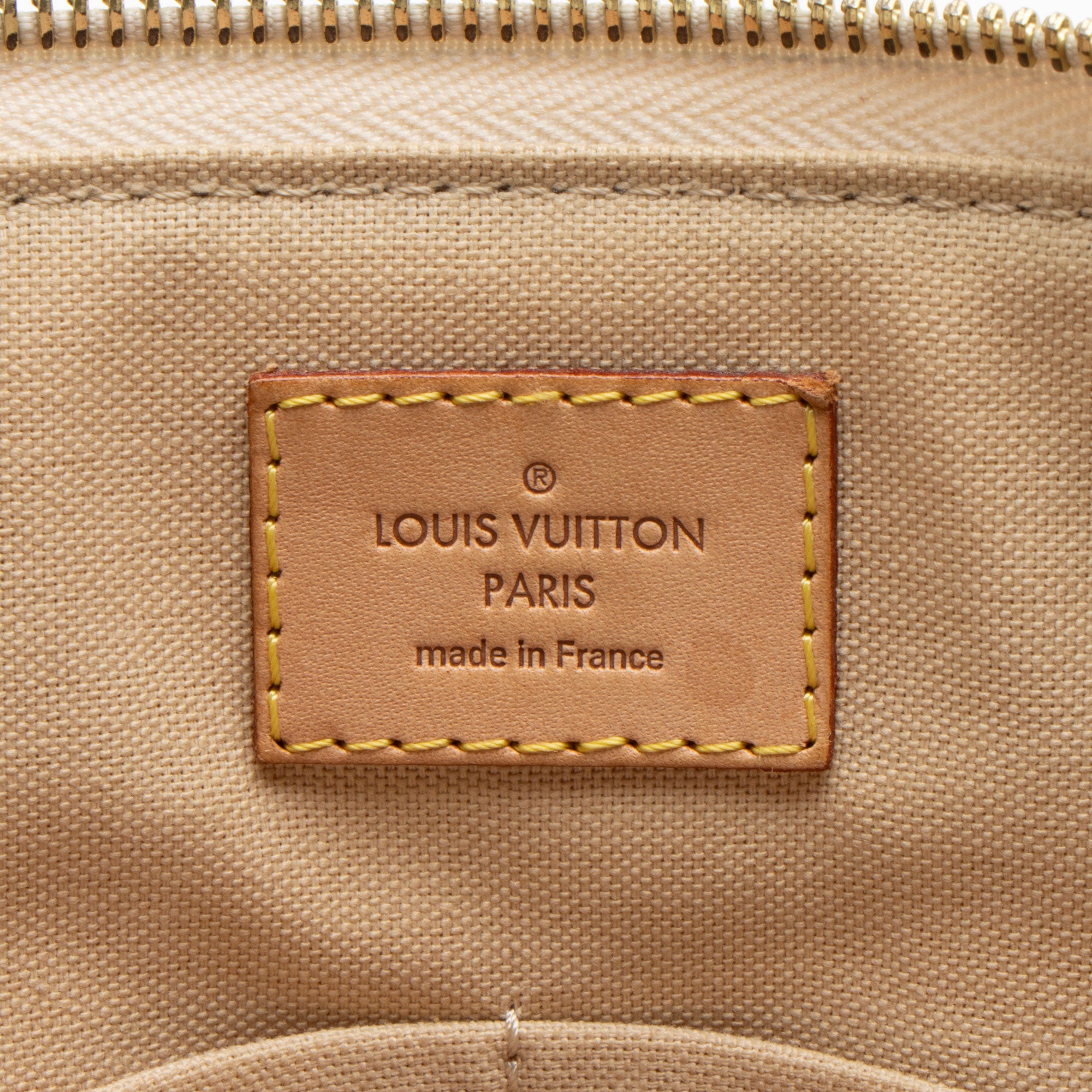 Louis Vuitton Damier Azur Siracusa PM Shoulder Bag (SHF-WuMHEZ)
