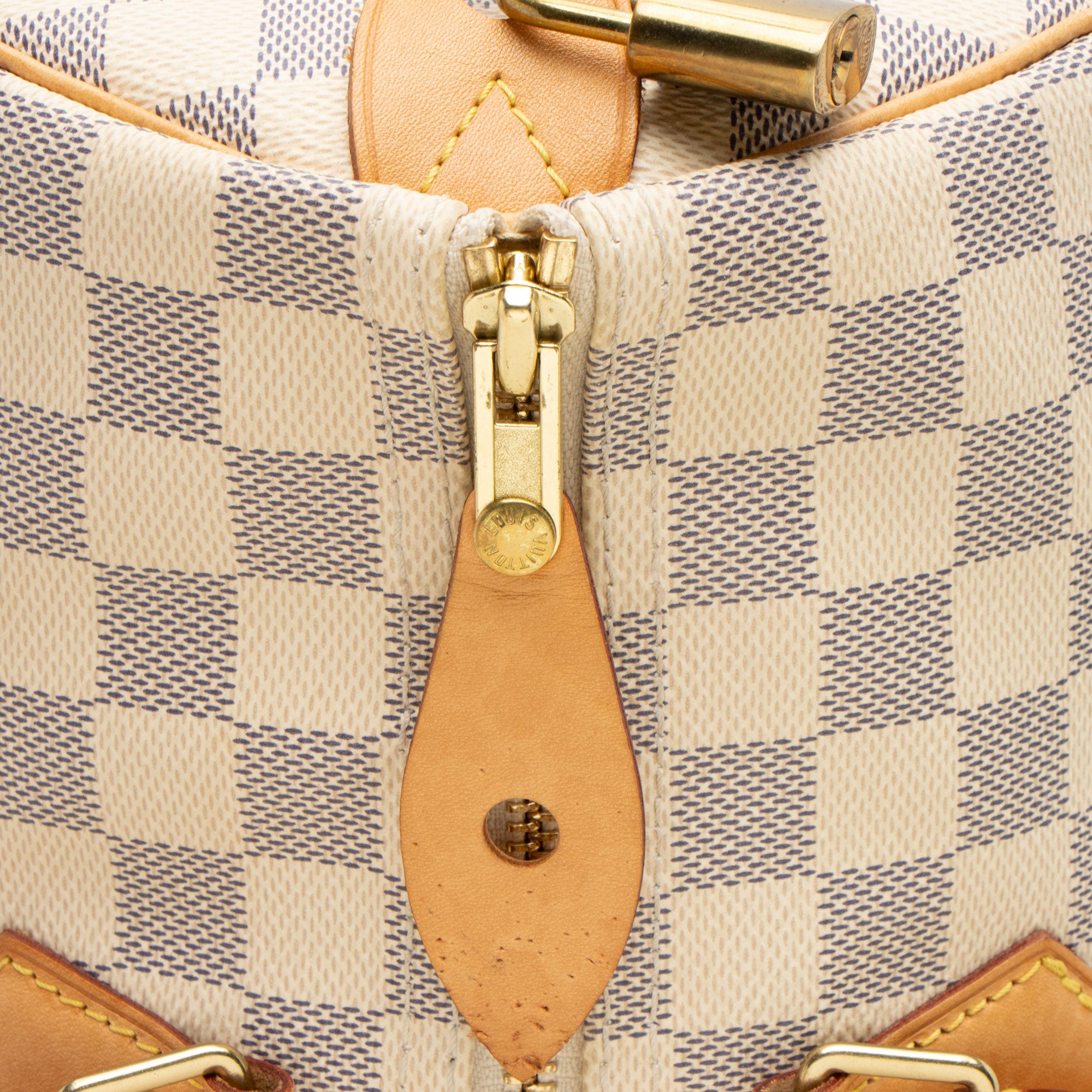 Louis Vuitton Damier Azur Speedy 35 Satchel (SHF-BC7FpS)