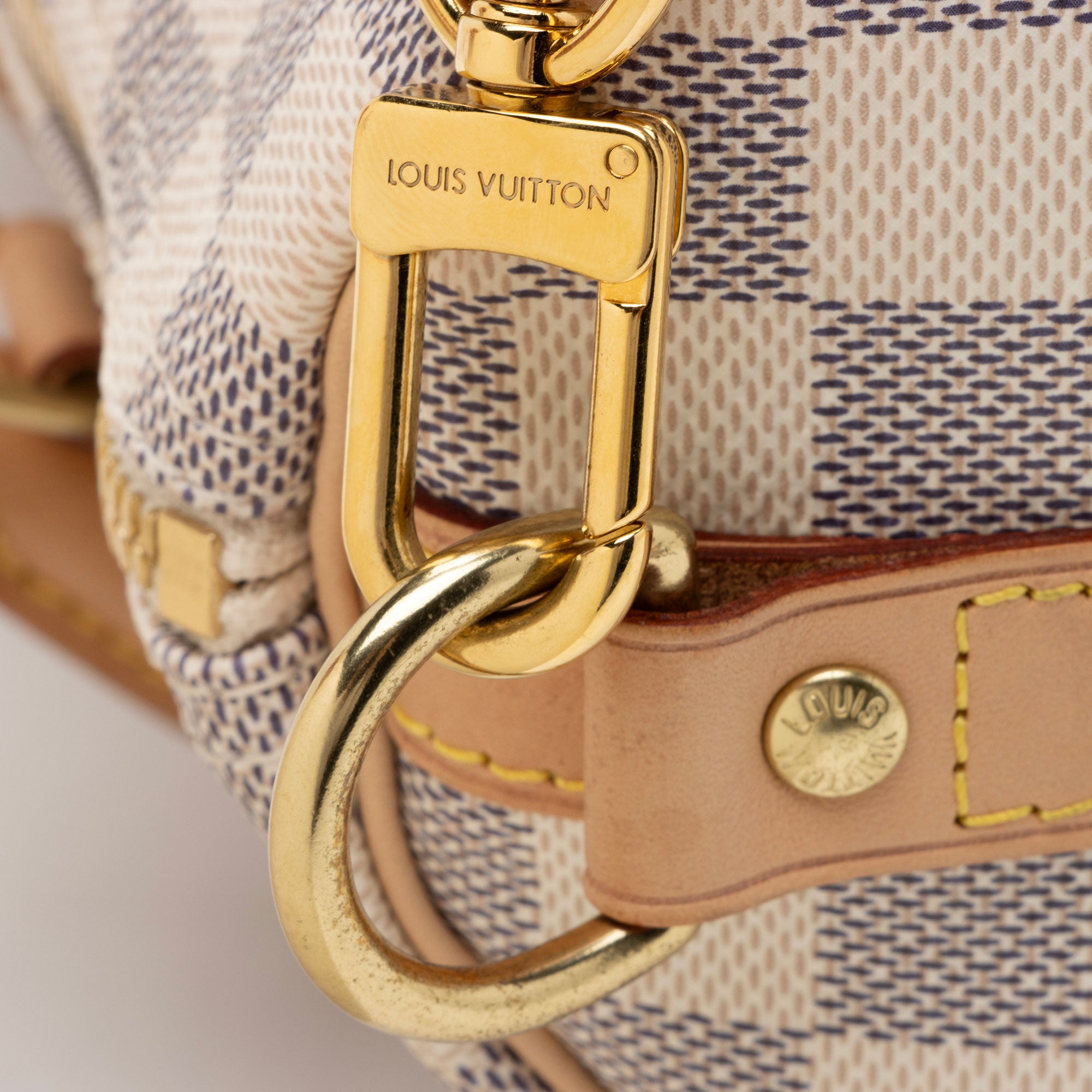 Louis Vuitton Damier Azur Speedy Bandouliere 30 Satchel (SHF-es0MQN)