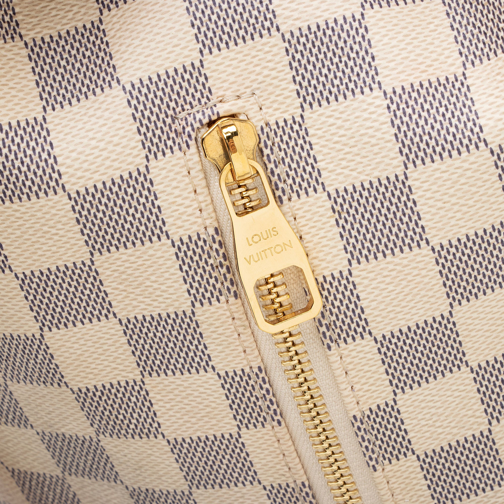 Louis Vuitton Damier Azur Sperone Backpack (SHF-moHJbt)