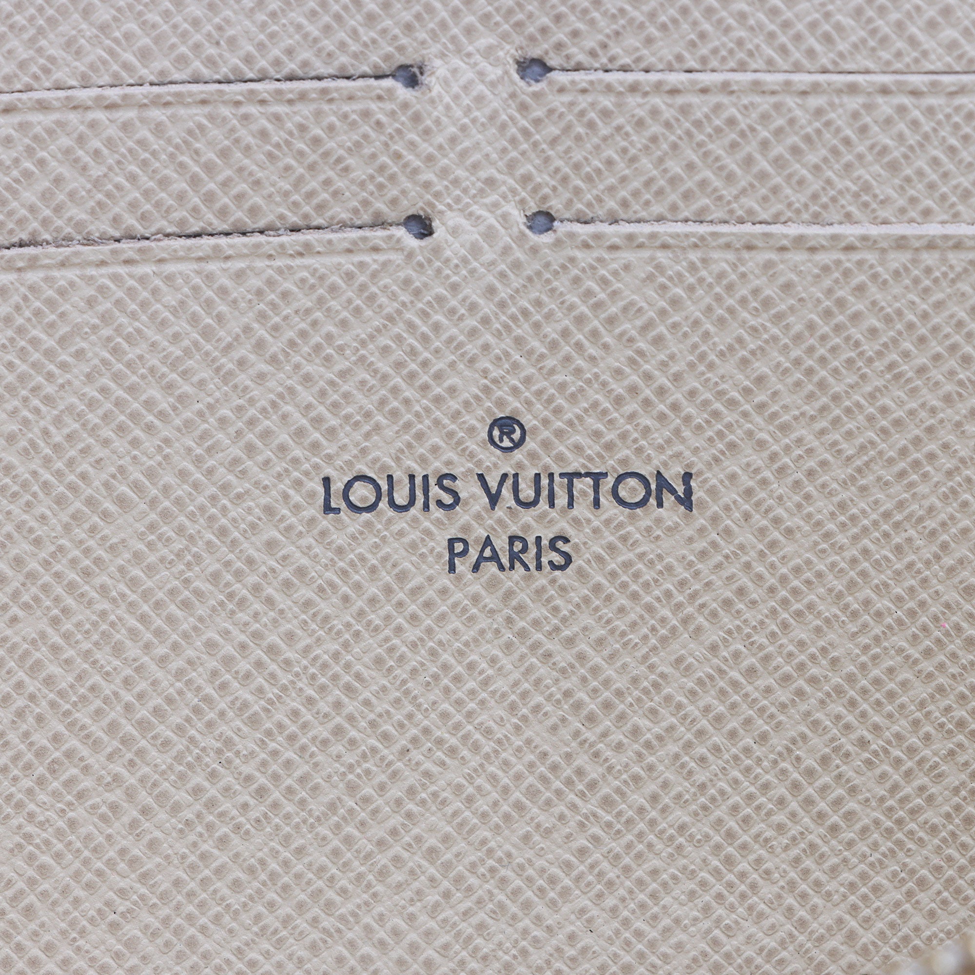 Louis Vuitton Damier Azur Zippy Wallet (SHF-oD8Bbk)