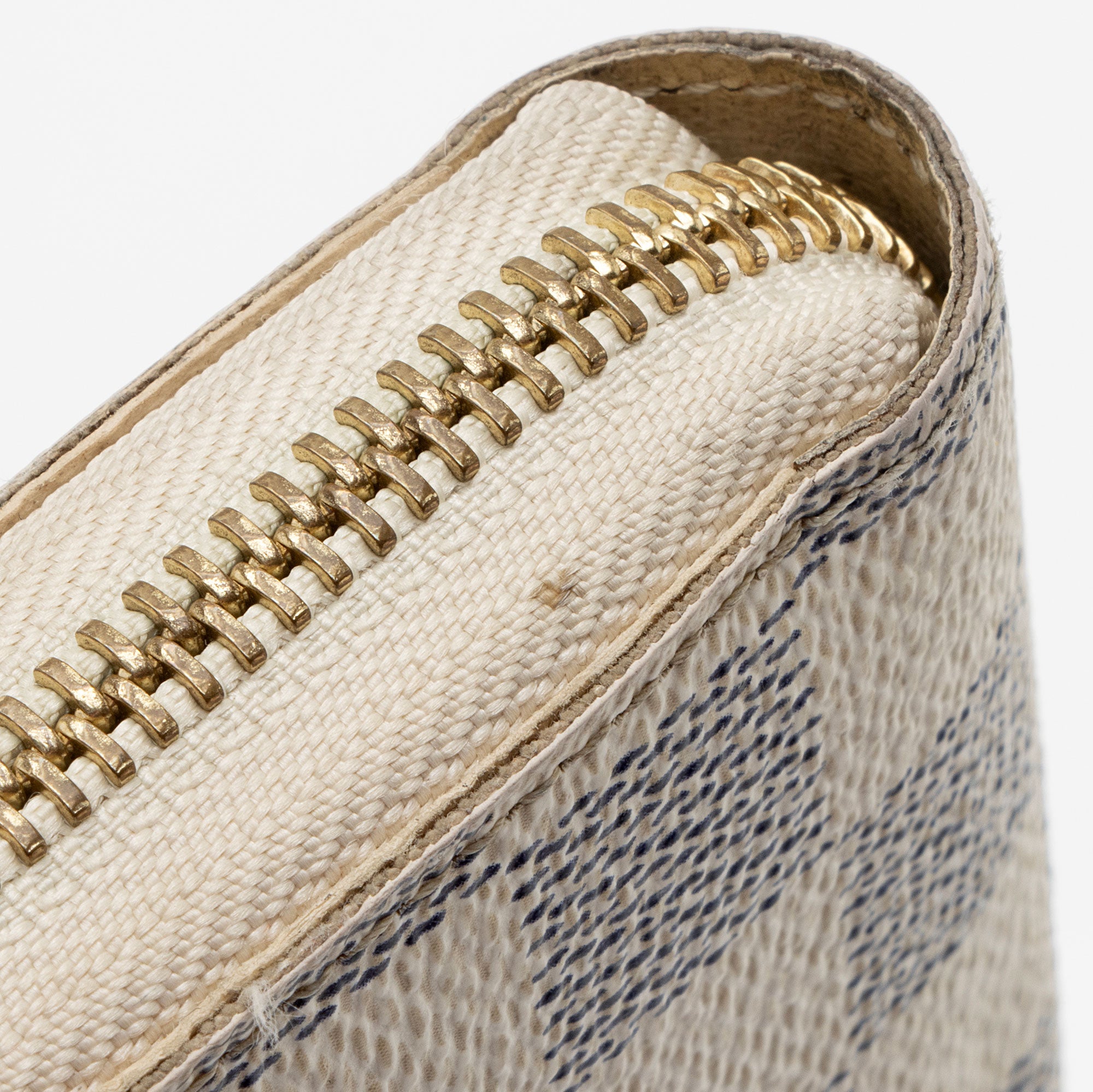 Louis Vuitton Damier Azur Zippy Wallet (SHF-L80eeC)