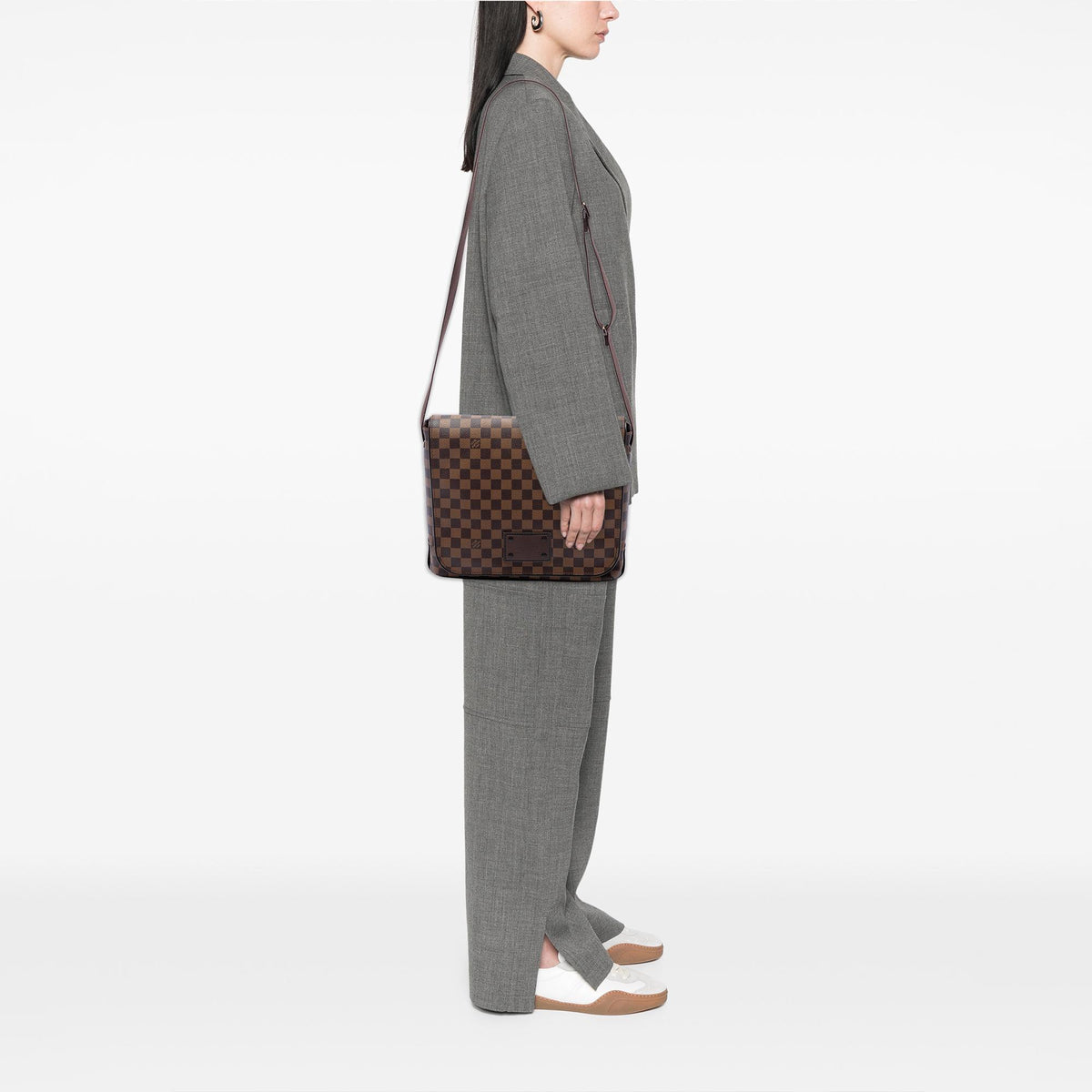 Louis Vuitton Damier Ebene Brooklyn MM