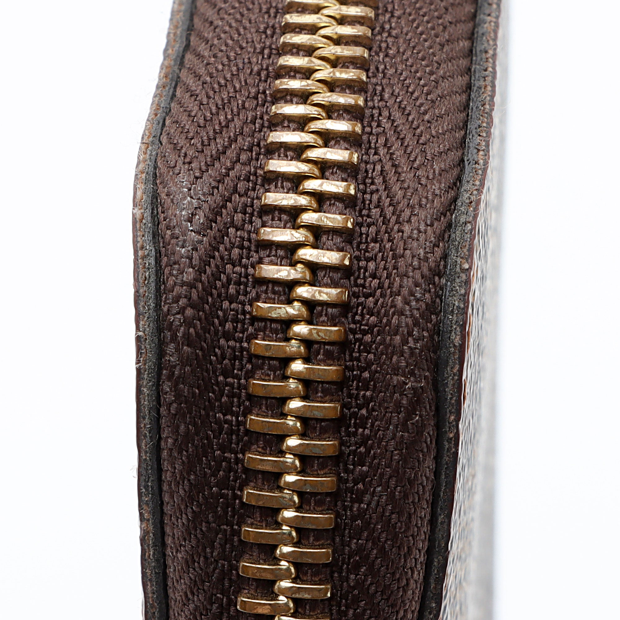 Louis Vuitton Damier Ebene Clemence Wallet (SHF-bERHGs)