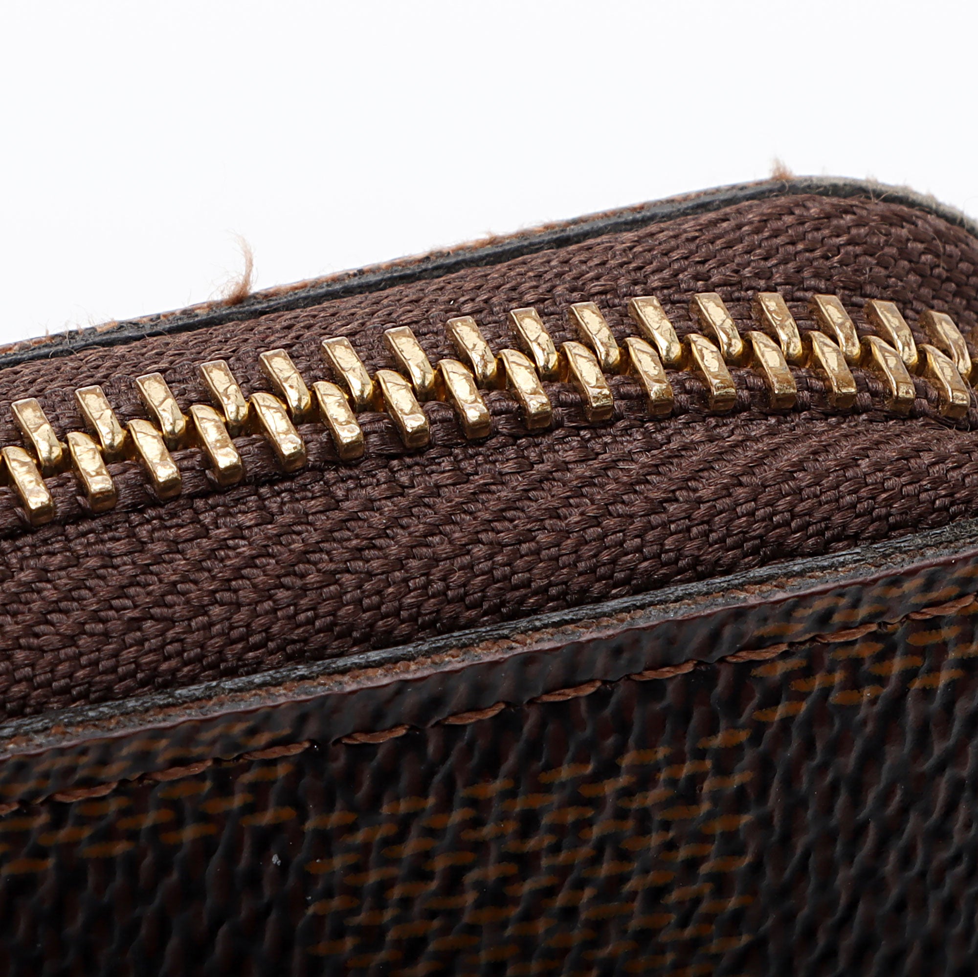 Louis Vuitton Damier Ebene Clemence Wallet (SHF-bERHGs)