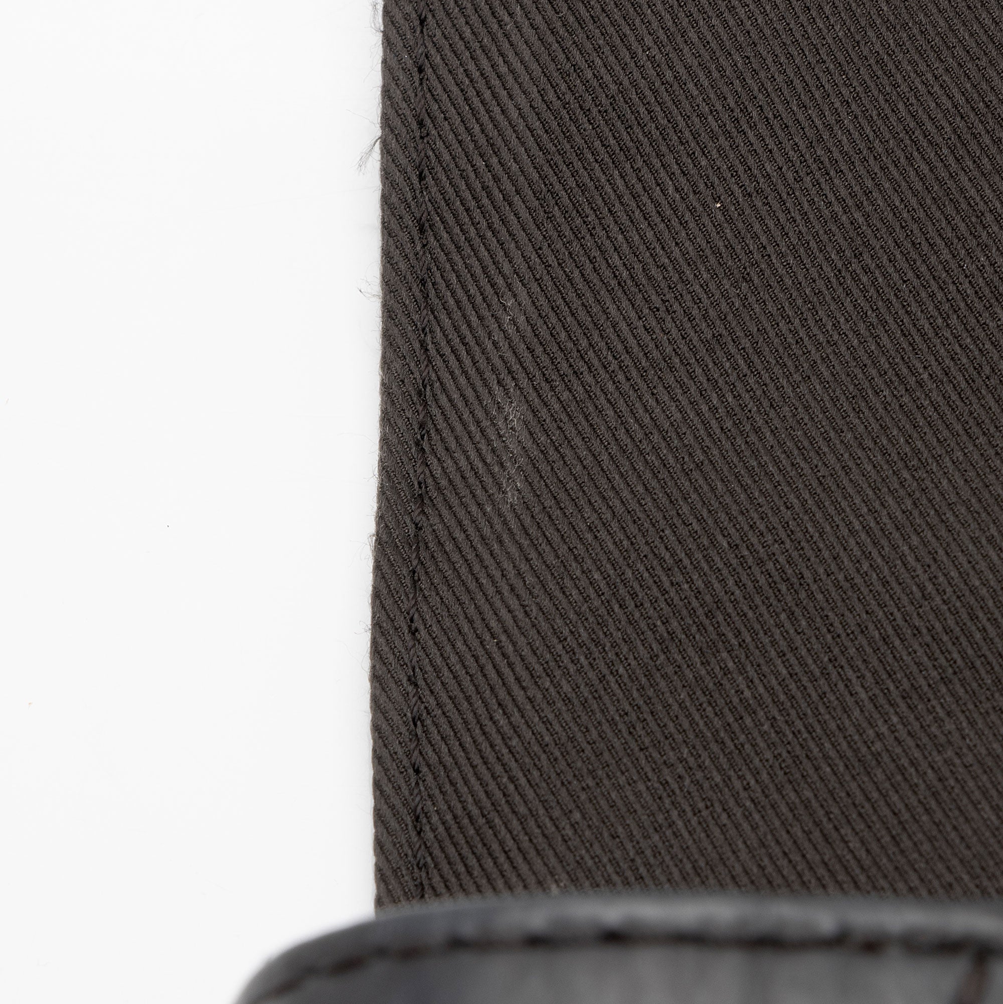 Louis Vuitton Damier Ebene District PM Messenger Bag (SHF-bEG8rt)