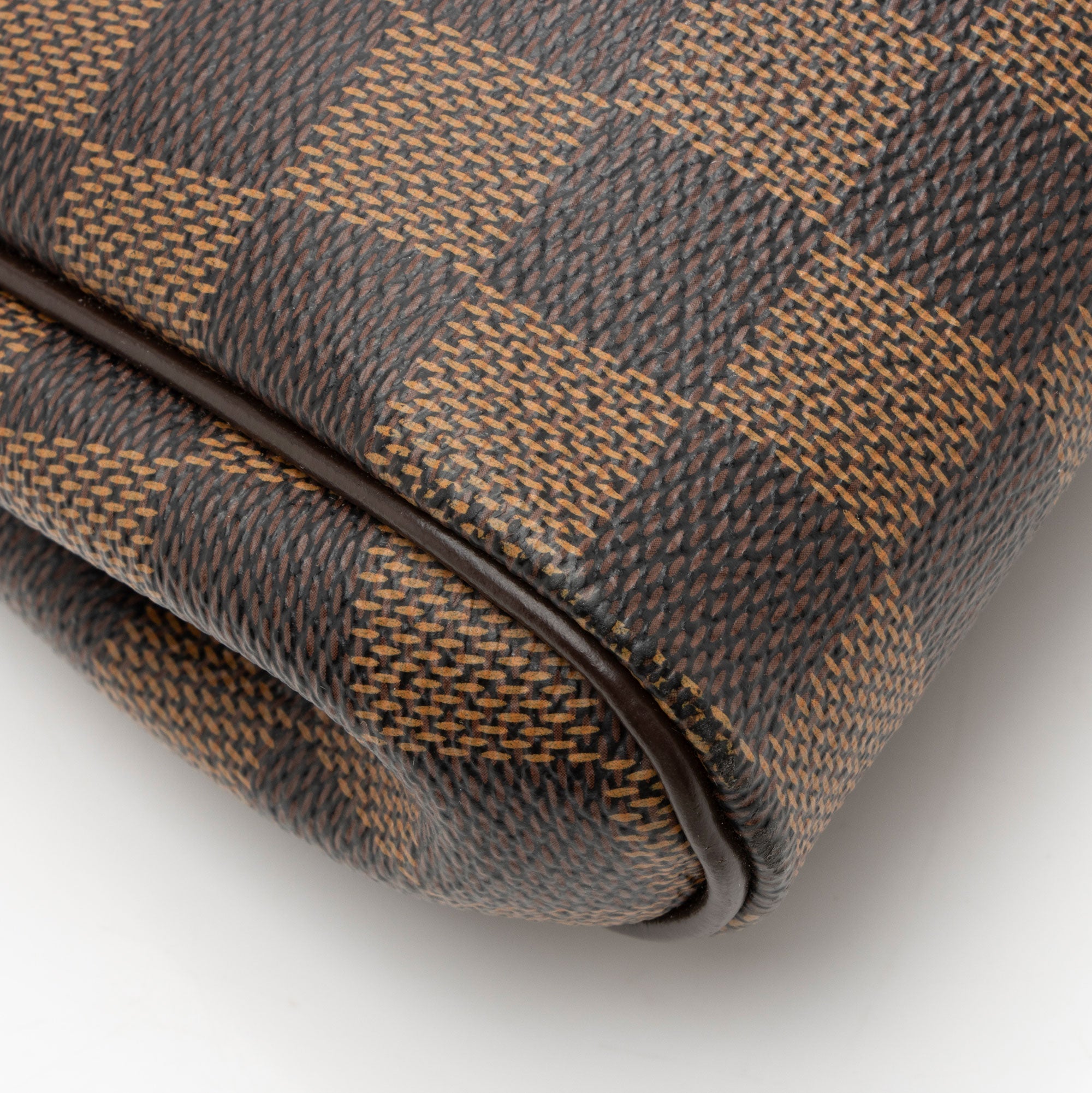 Louis Vuitton Damier Ebene Eva Clutch