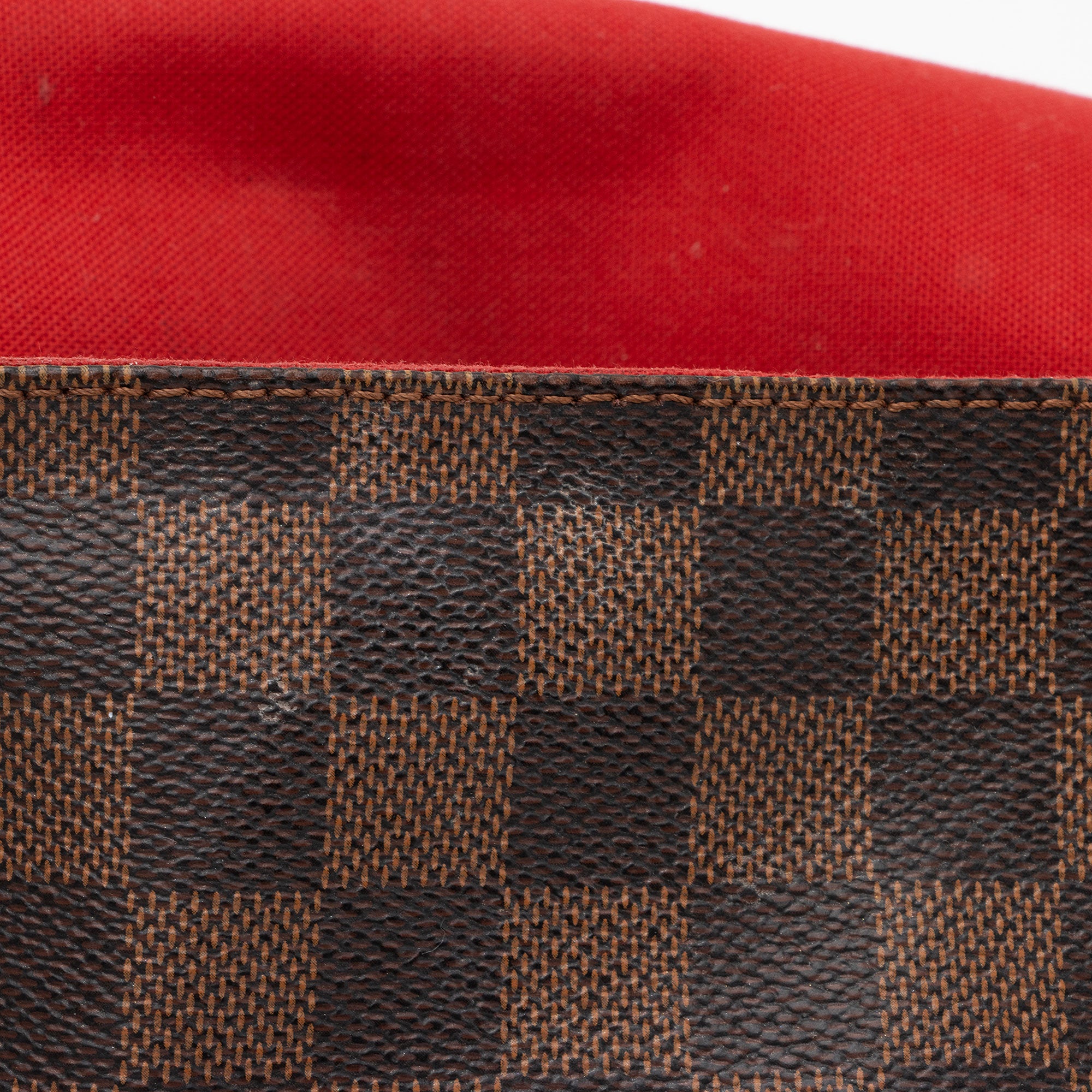 Louis Vuitton Damier Ebene Favorite MM Shoulder Bag (SHF-N1EPoh)