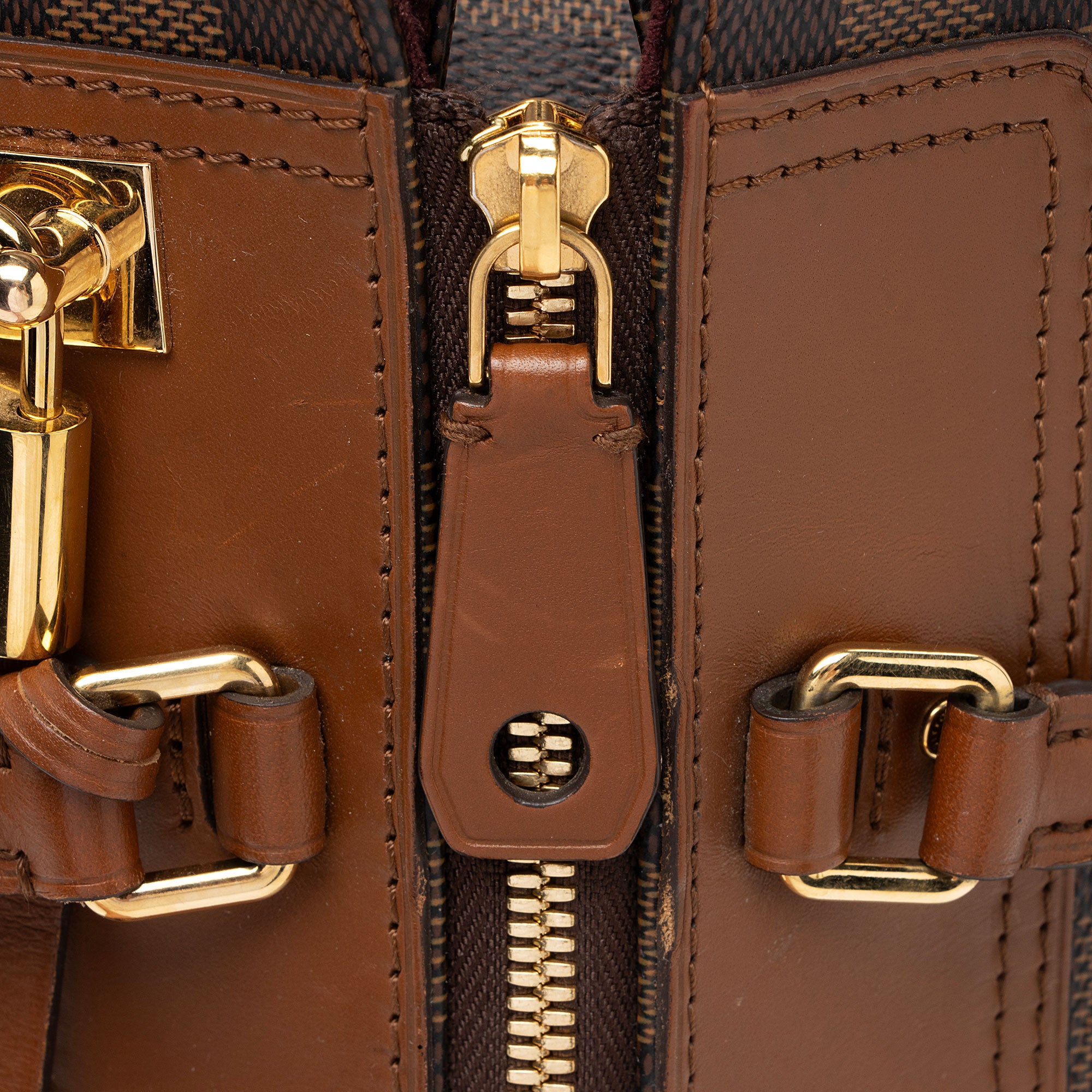 Louis Vuitton Damier Ebene Greenwich Satchel (SHF-XapNbT)