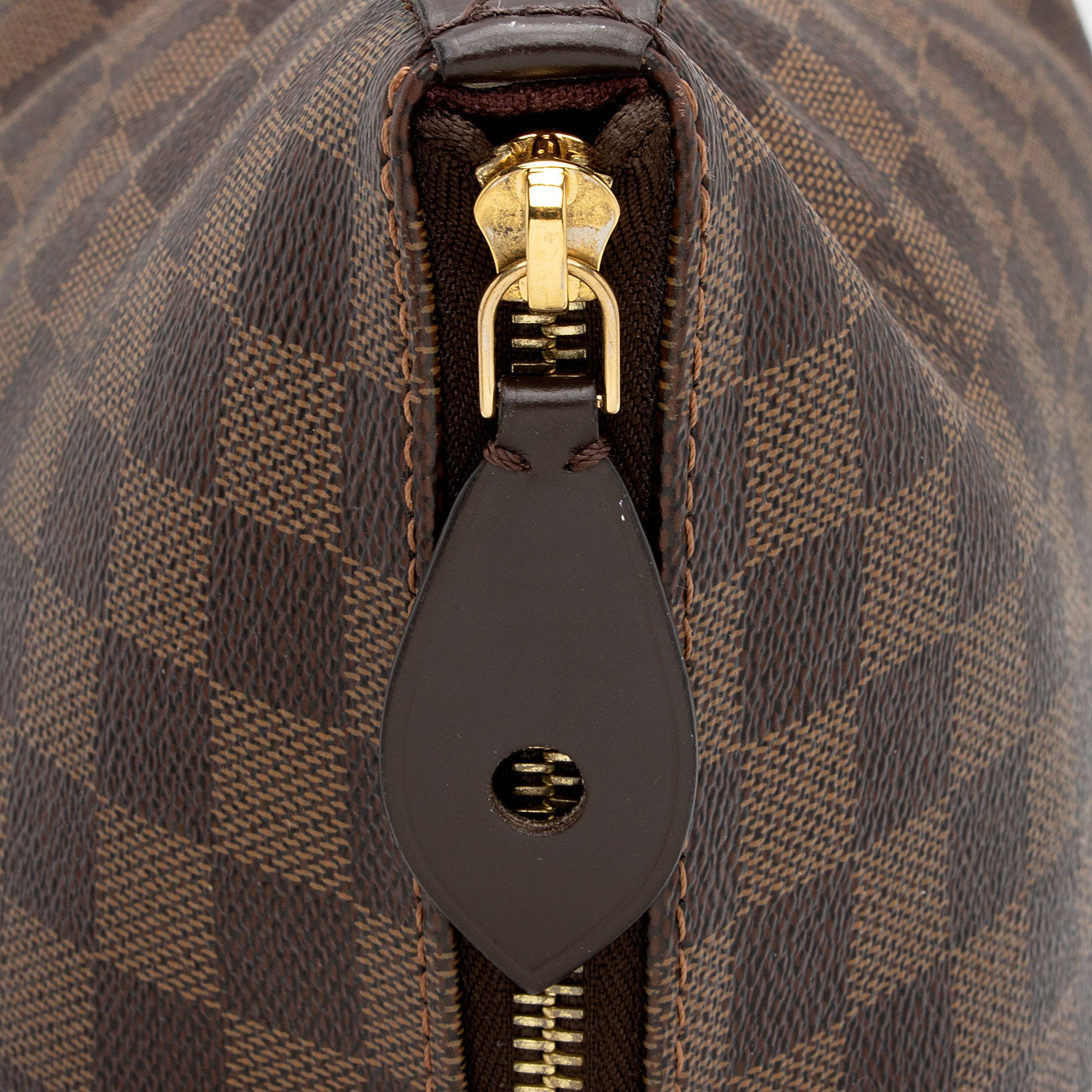 Louis Vuitton Damier Ebene Iena MM Tote (SHF-xtSdlF)