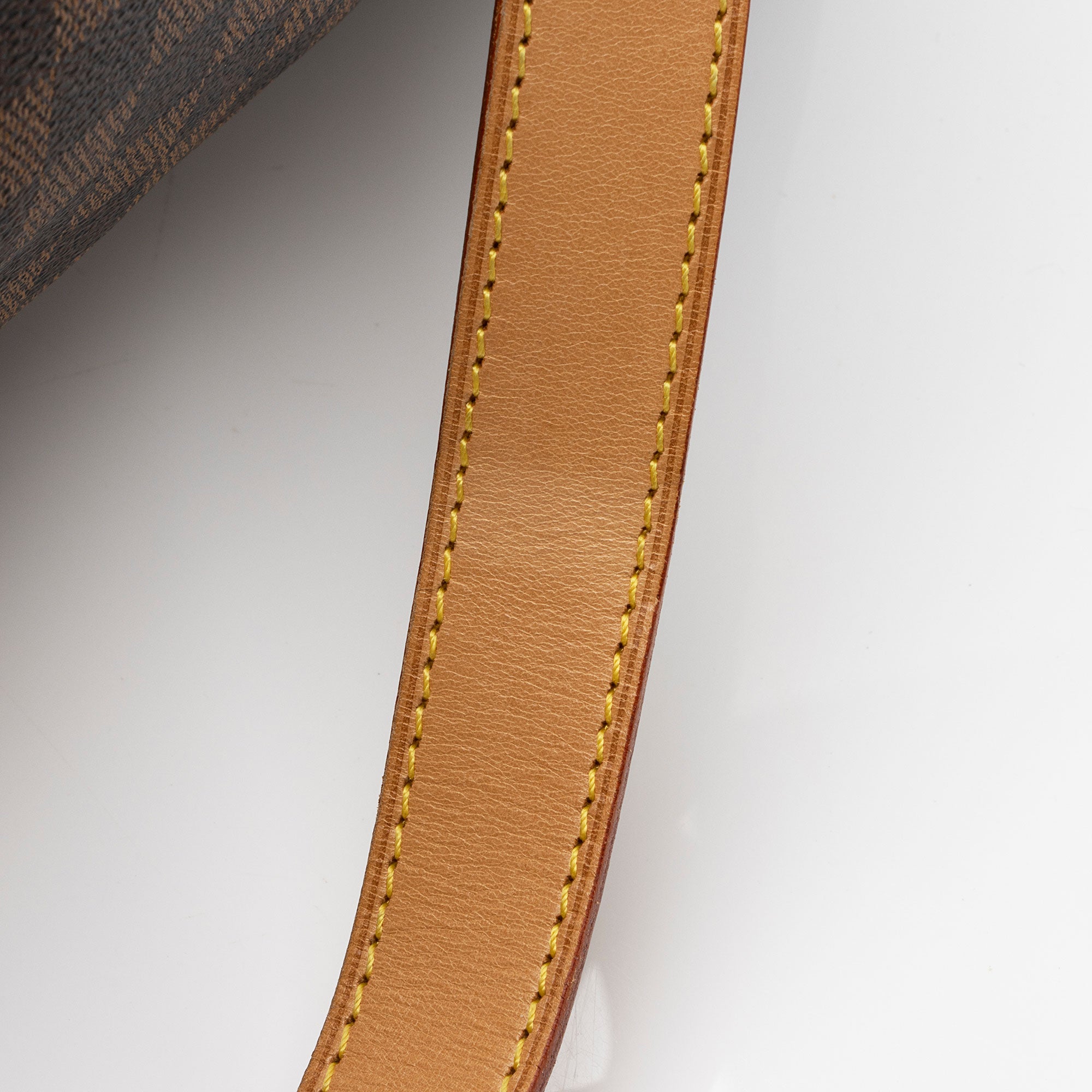 Louis Vuitton Damier Ebene Keepall Bandouliere 55 Duffle Bag (SHF-oHjWTD)