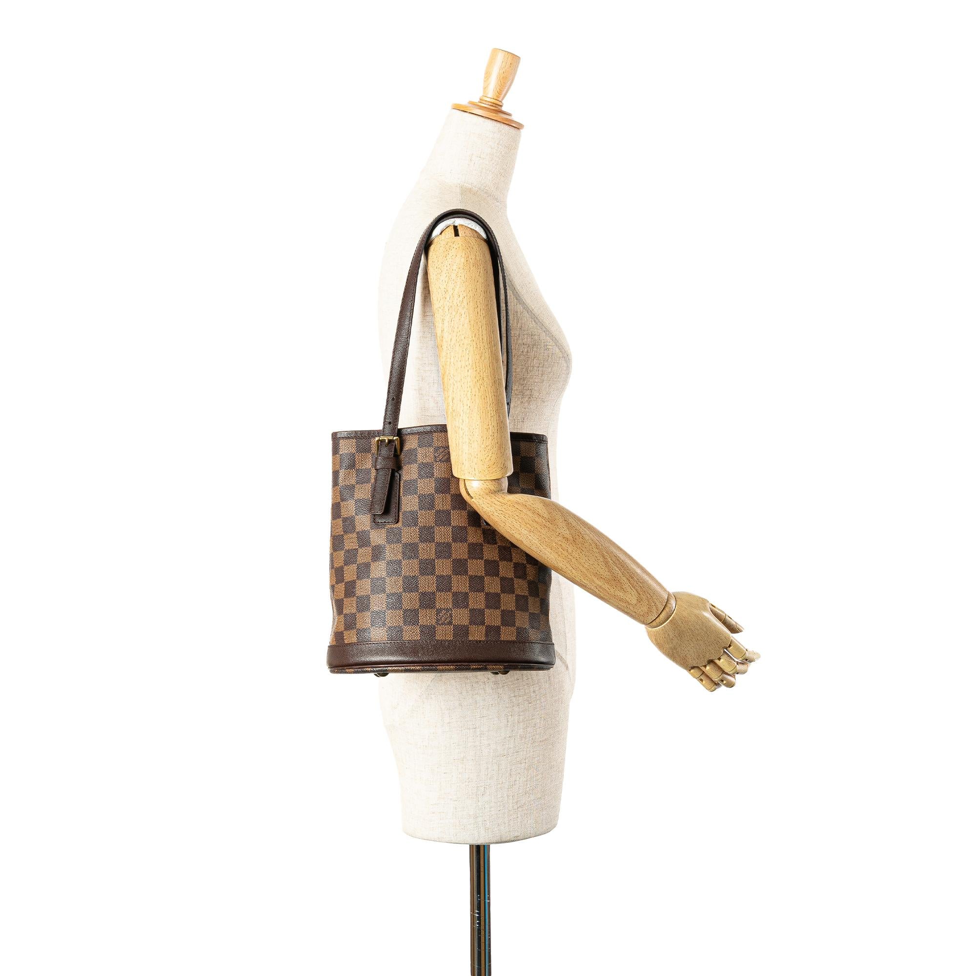 Louis Vuitton Damier Ebene Marais