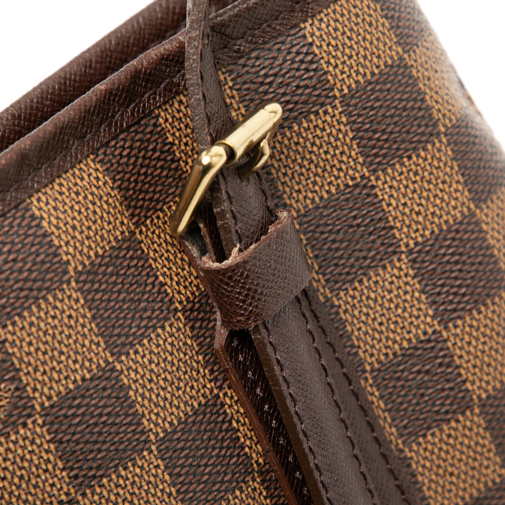 Louis Vuitton Damier Ebene Marais