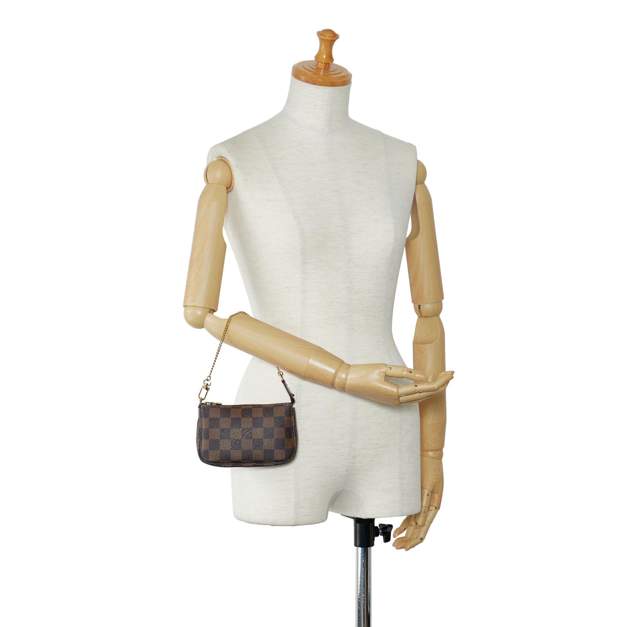 Louis Vuitton Damier Ebene Mini Pochette Accessoires (SHG-kC7aIP)