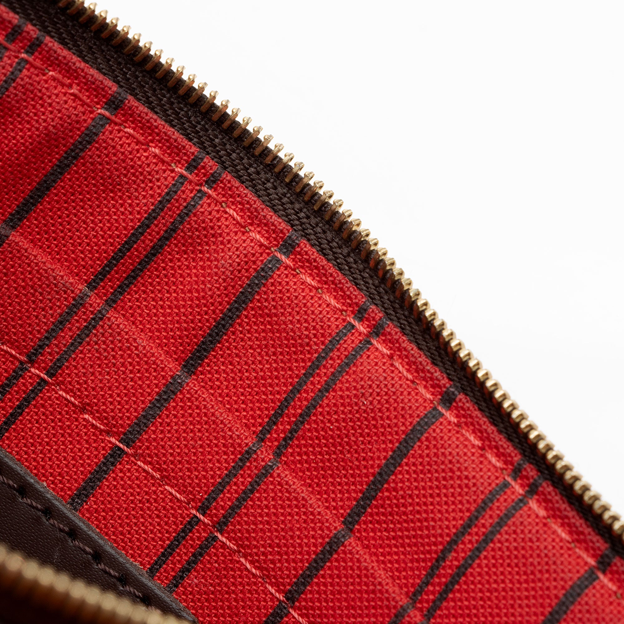 Louis Vuitton Damier Ebene Neverfull MM Pochette (SHF-vQdBuS)