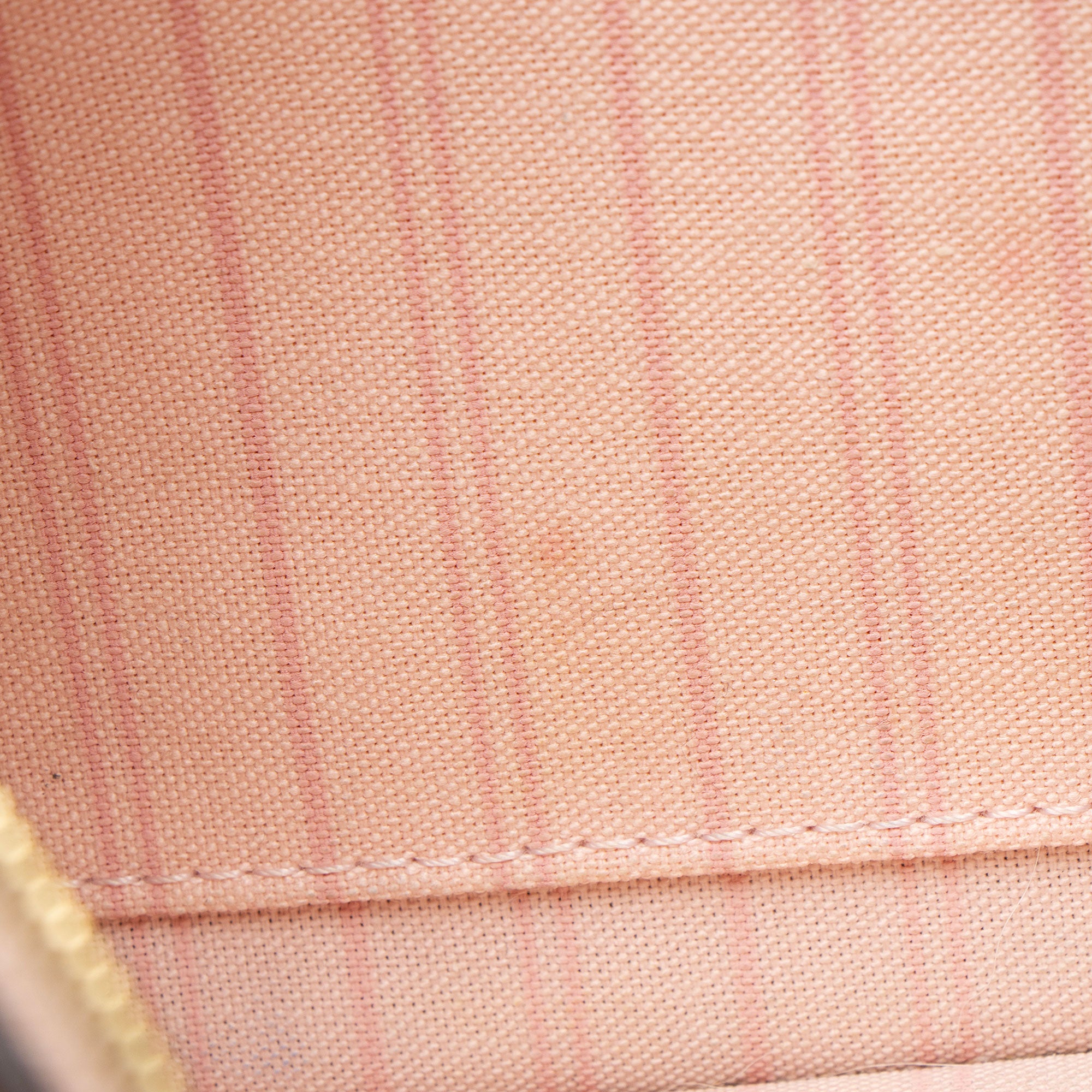 Louis Vuitton Damier Ebene Neverfull MM Pochette