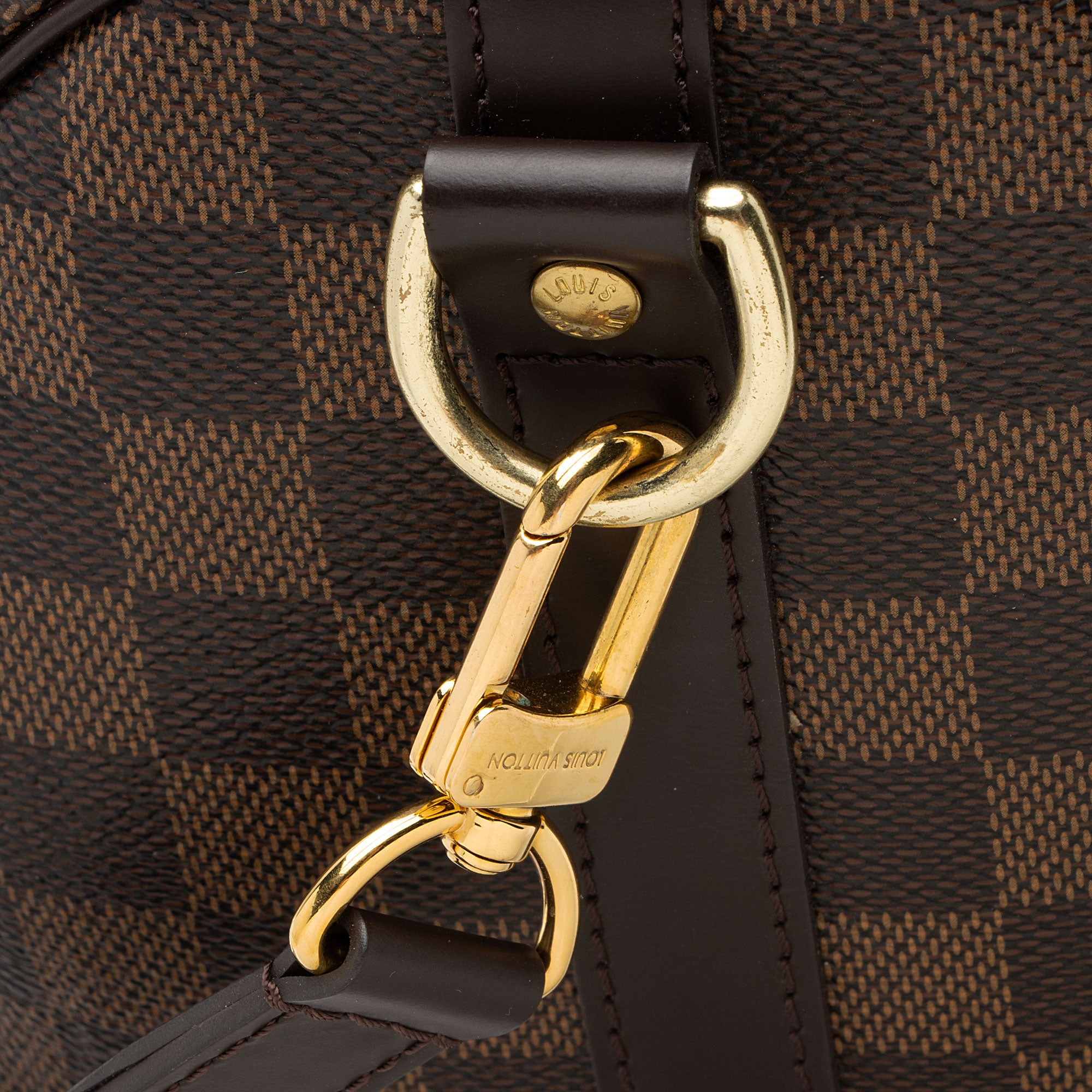 Louis Vuitton Limited Edition Damier Ebene Patches Speedy Bandouliere 30 Satchel (SHF-d85oKm)
