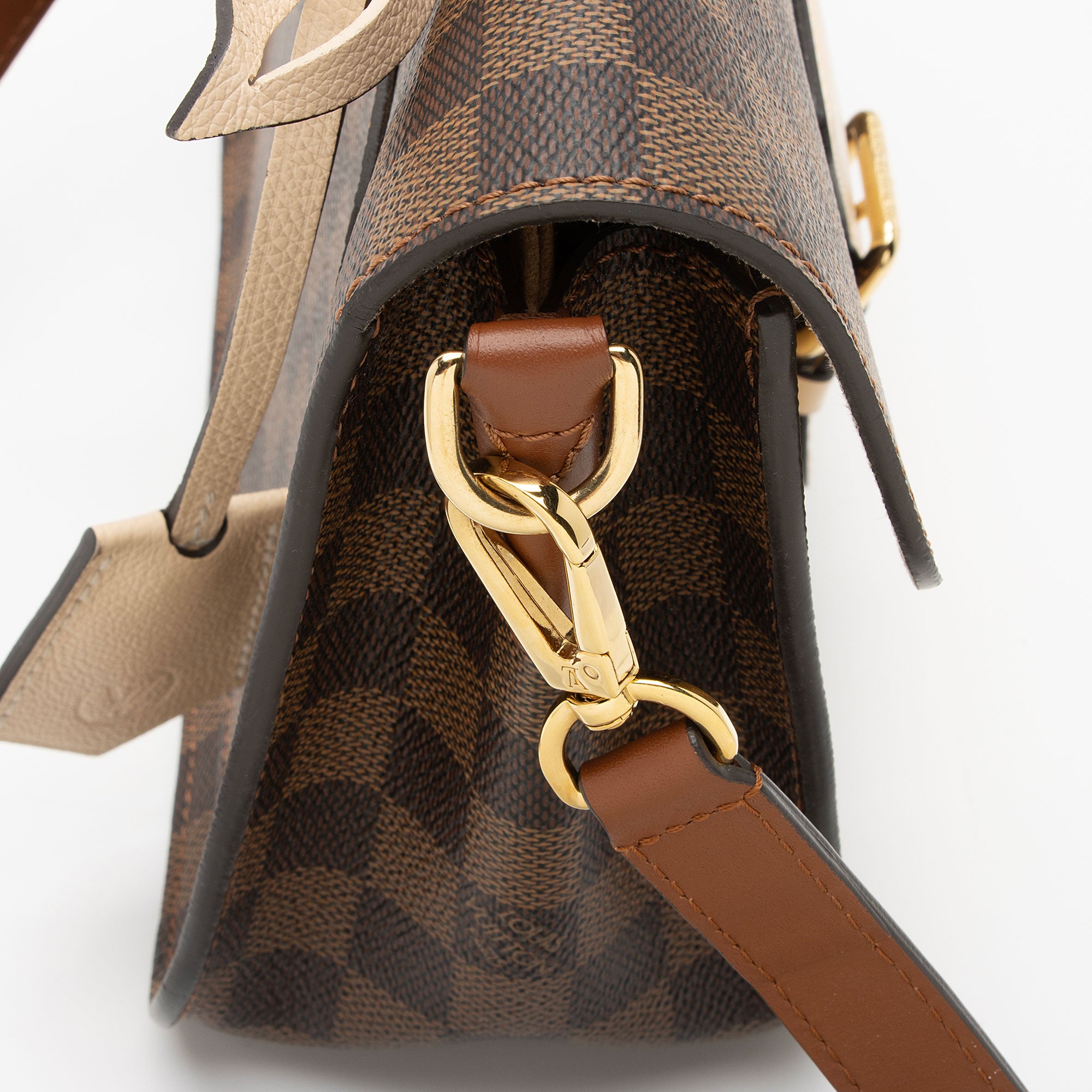 Louis Vuitton Damier Ebene Sac Beaumarchais Top Handle (SHF-jh9NmZ)