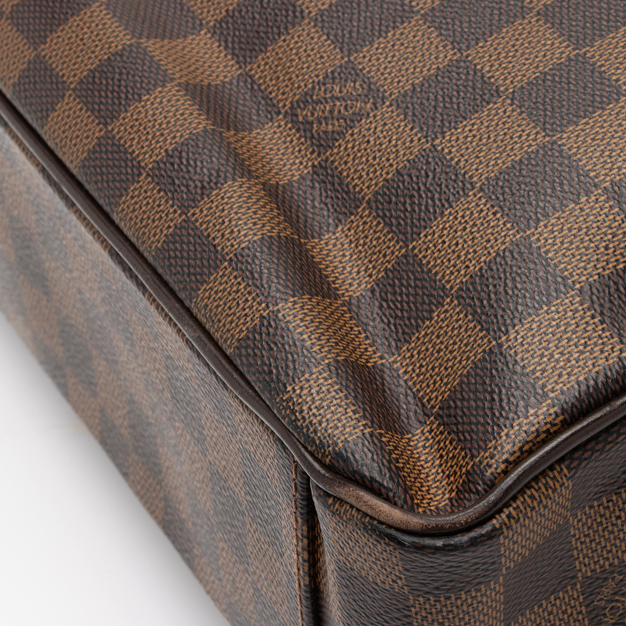 Louis Vuitton Damier Ebene Shelton MM Messenger Bag (SHF-ceHbG0)