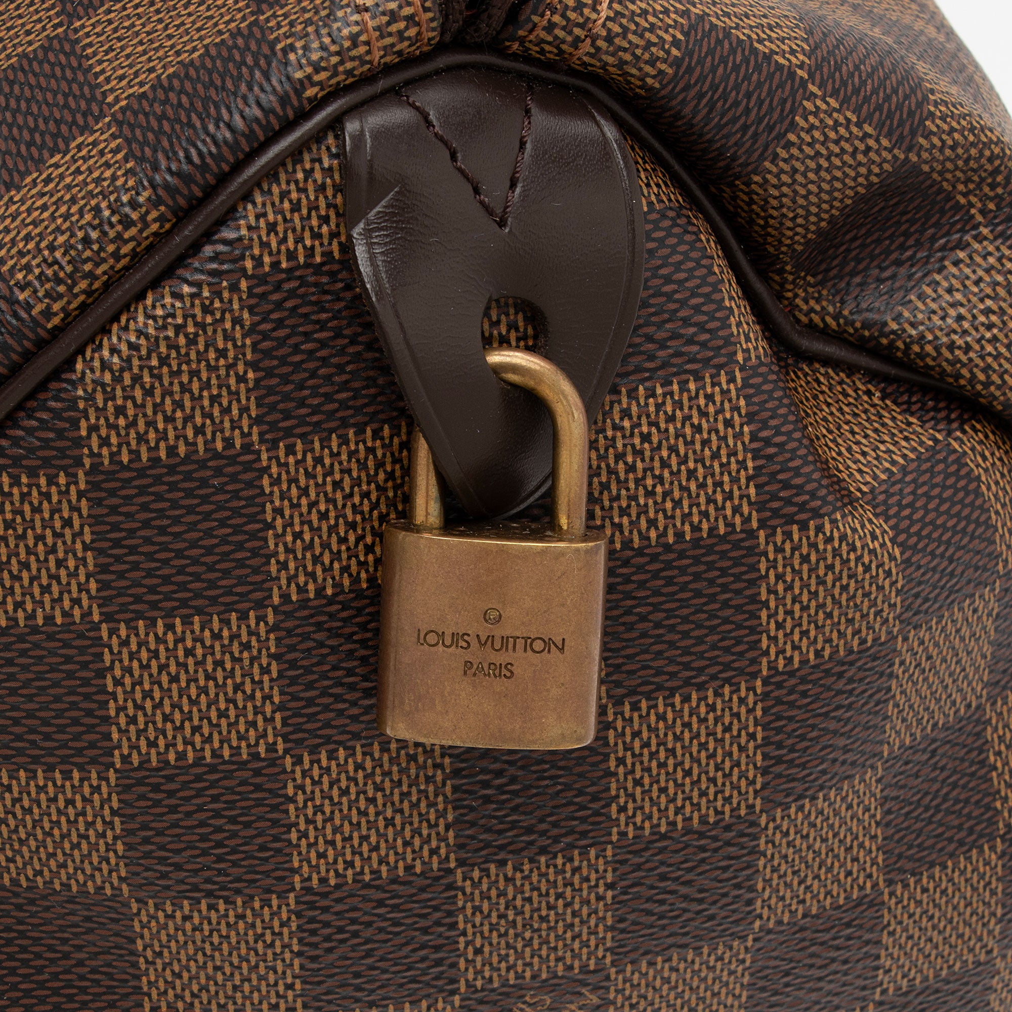 Louis Vuitton Damier Ebene Speedy 30 Satchel (SHF-bTjaCO)