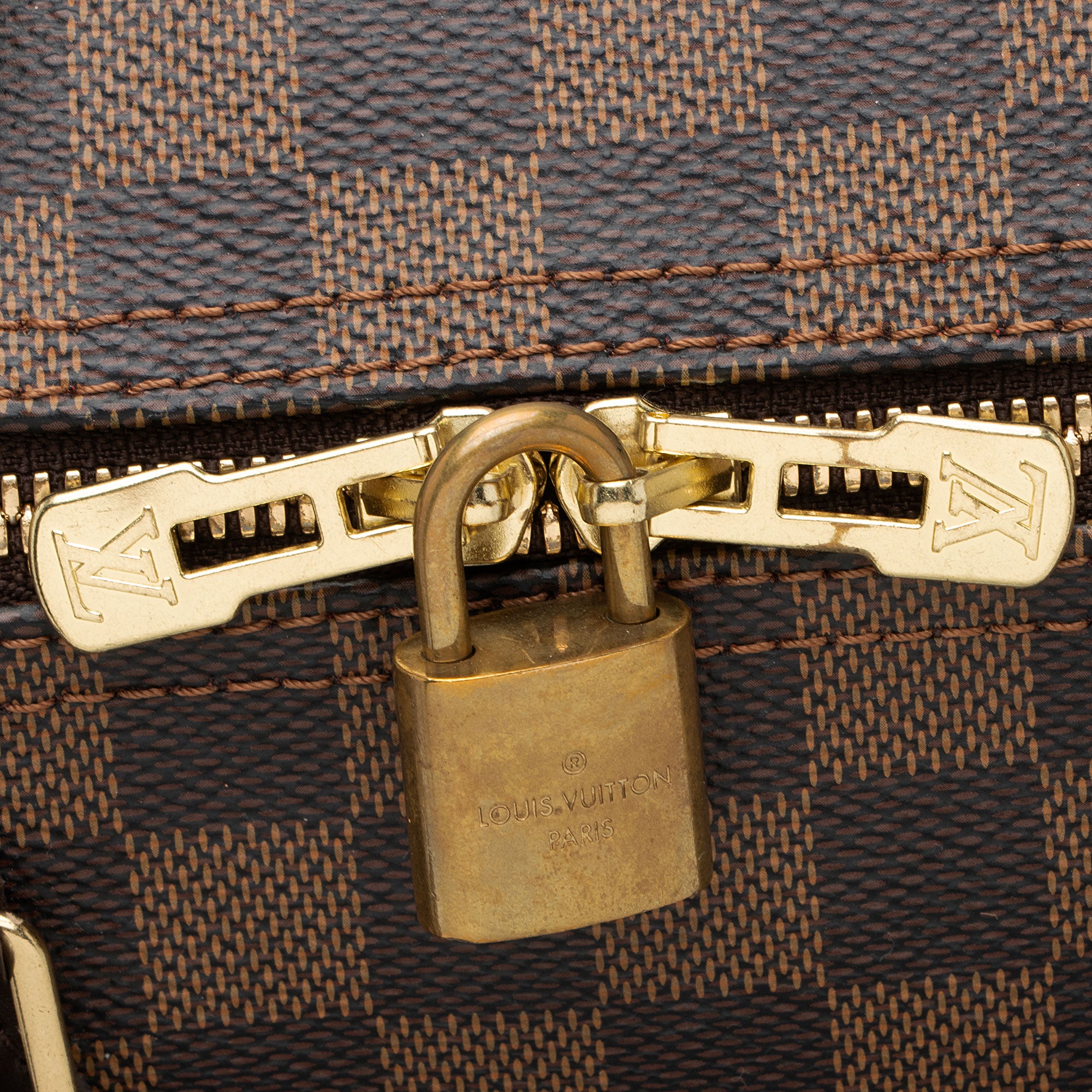 Louis Vuitton Damier Ebene Speedy Bandouliere 30 Satchel (SHF-YhWbDR)