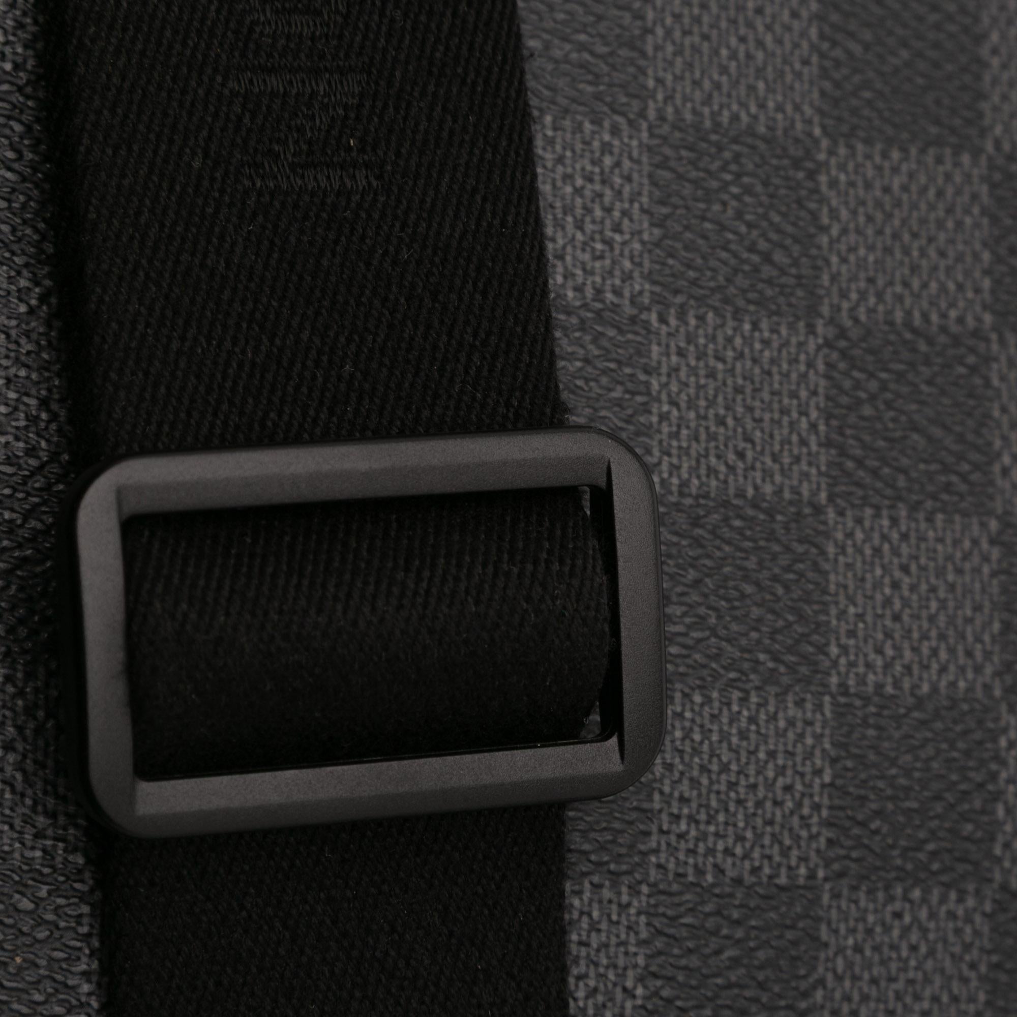 Louis Vuitton Damier Graphite Daniel MM