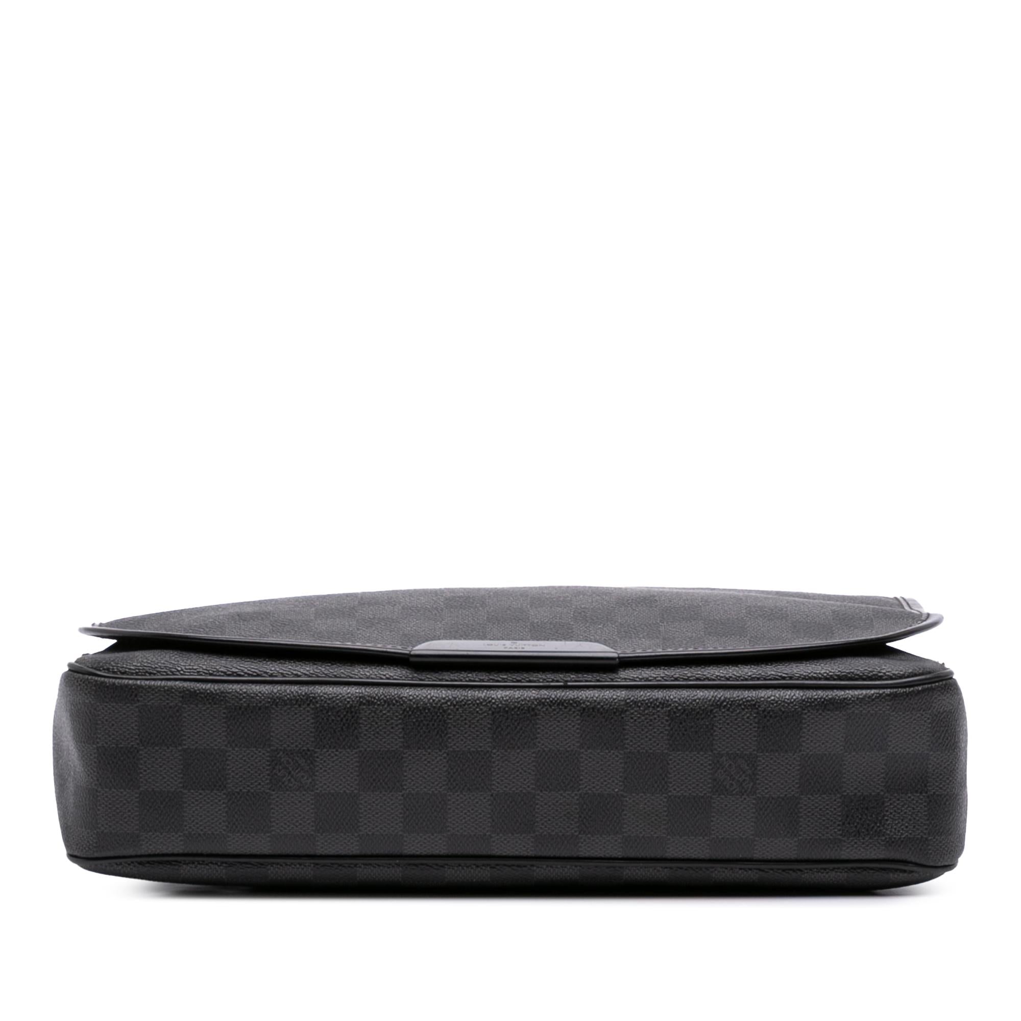 Louis Vuitton Damier Graphite Daniel MM