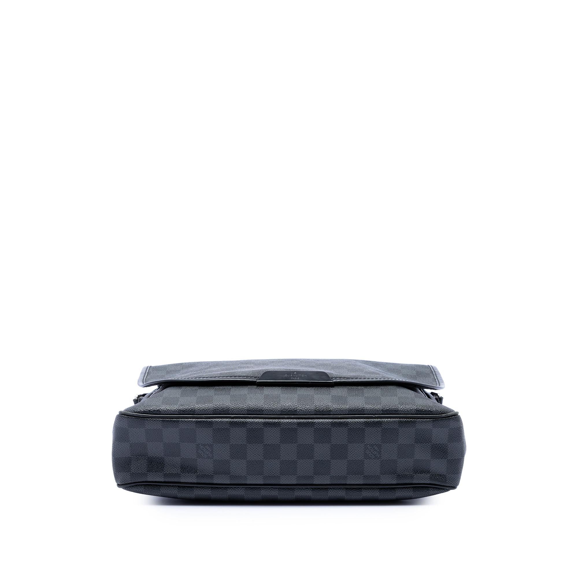 Louis Vuitton Damier Graphite Daniel MM