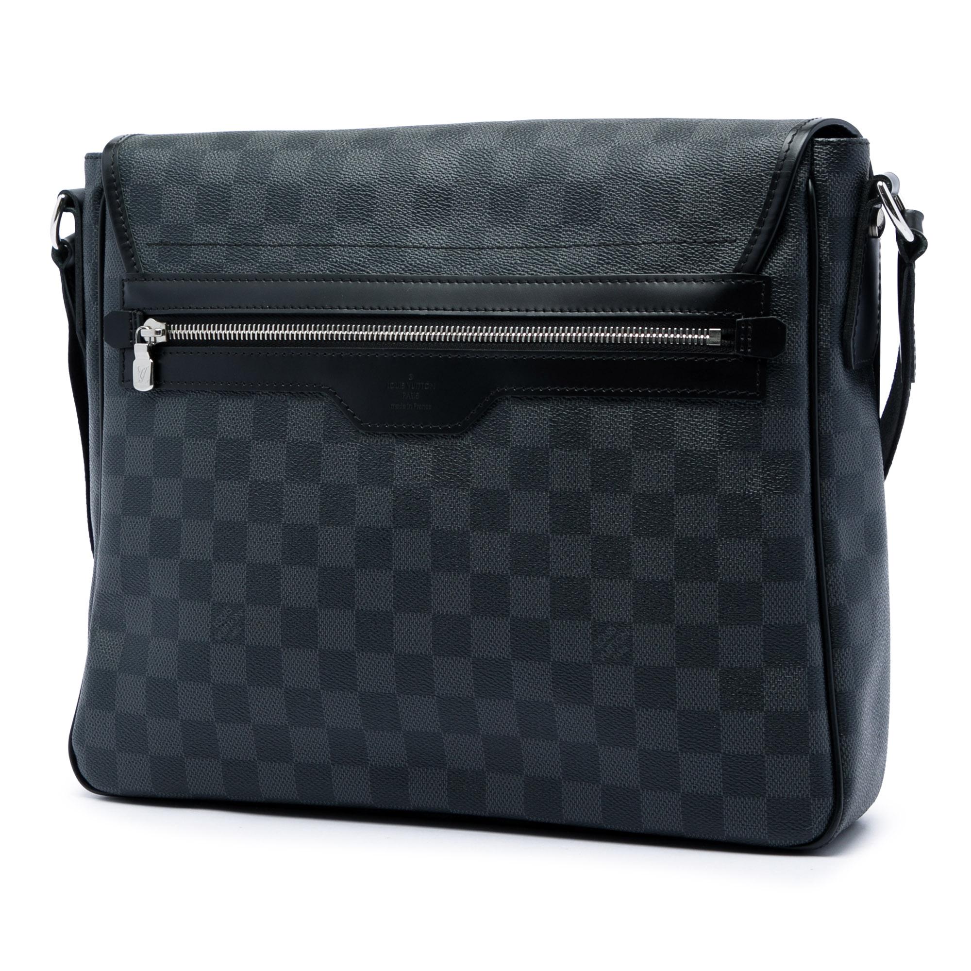 Louis Vuitton Damier Graphite Daniel MM