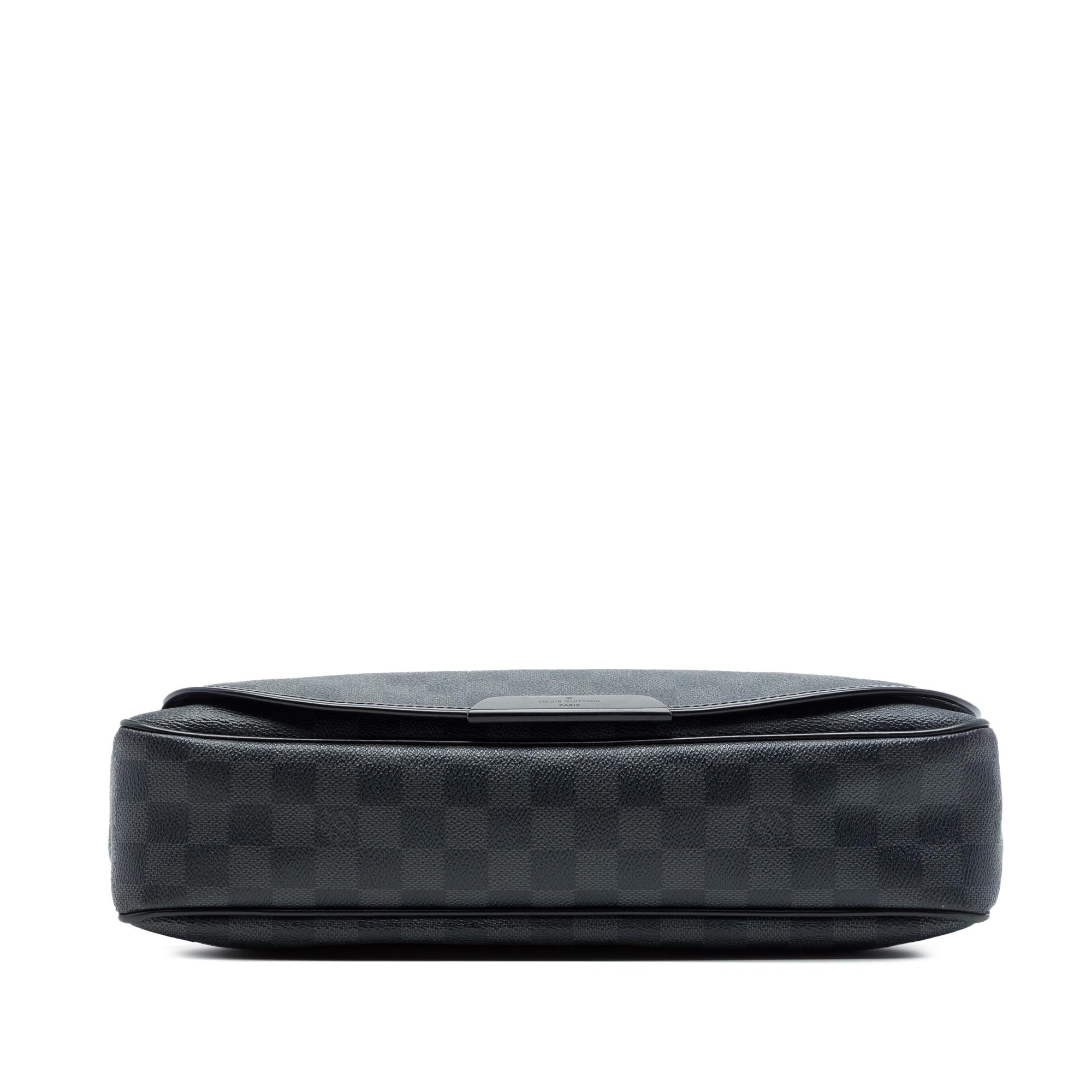 Louis Vuitton Damier Graphite Daniel MM