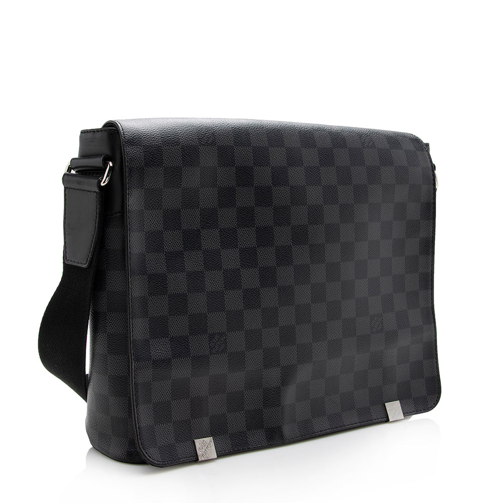 Louis Vuitton Damier Graphite District MM Messenger (SHF-17183)